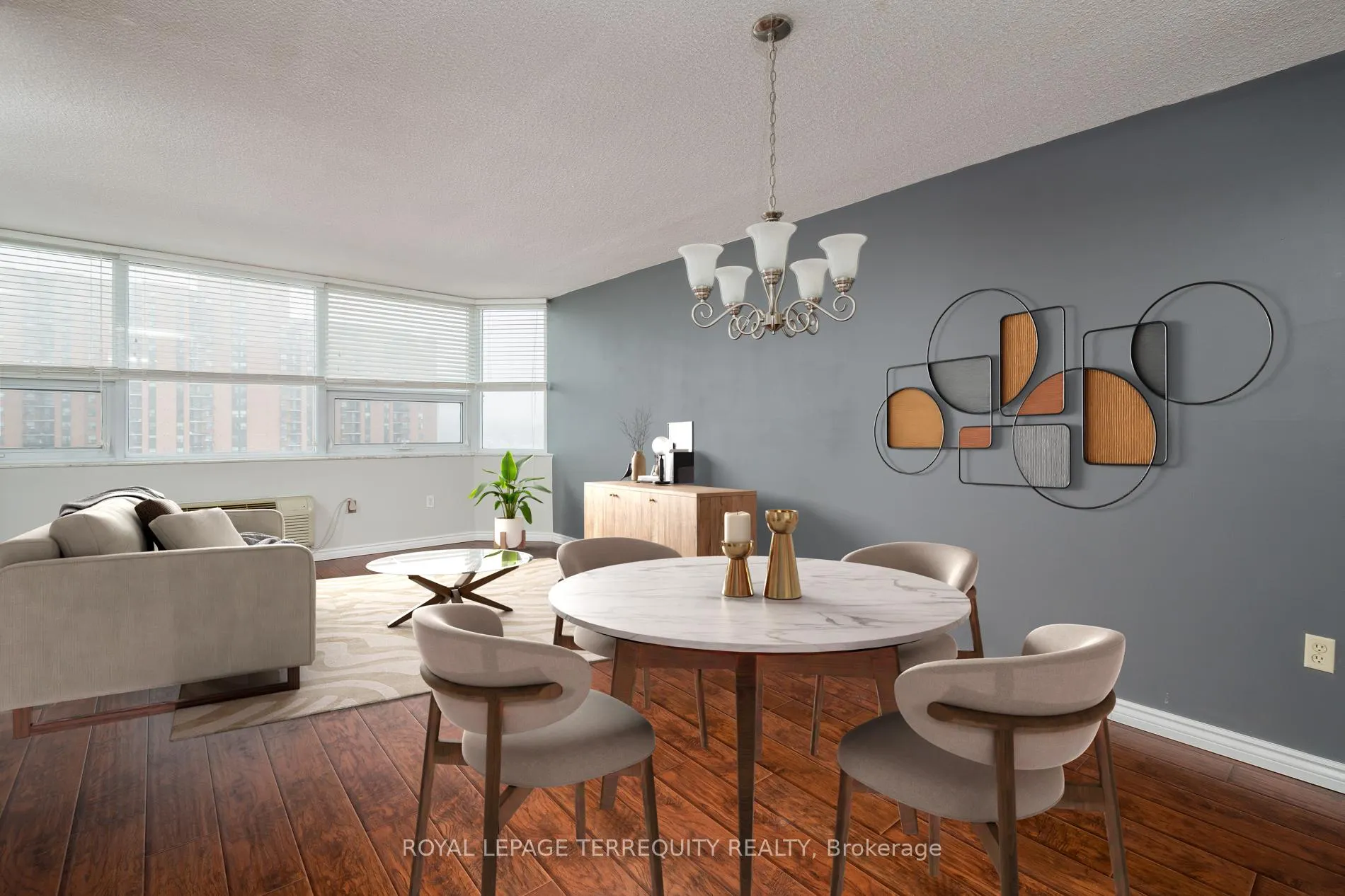 Photo 5 of Unit 1004, 121 Ling Road, Scarborough, West Hill — HOMEH