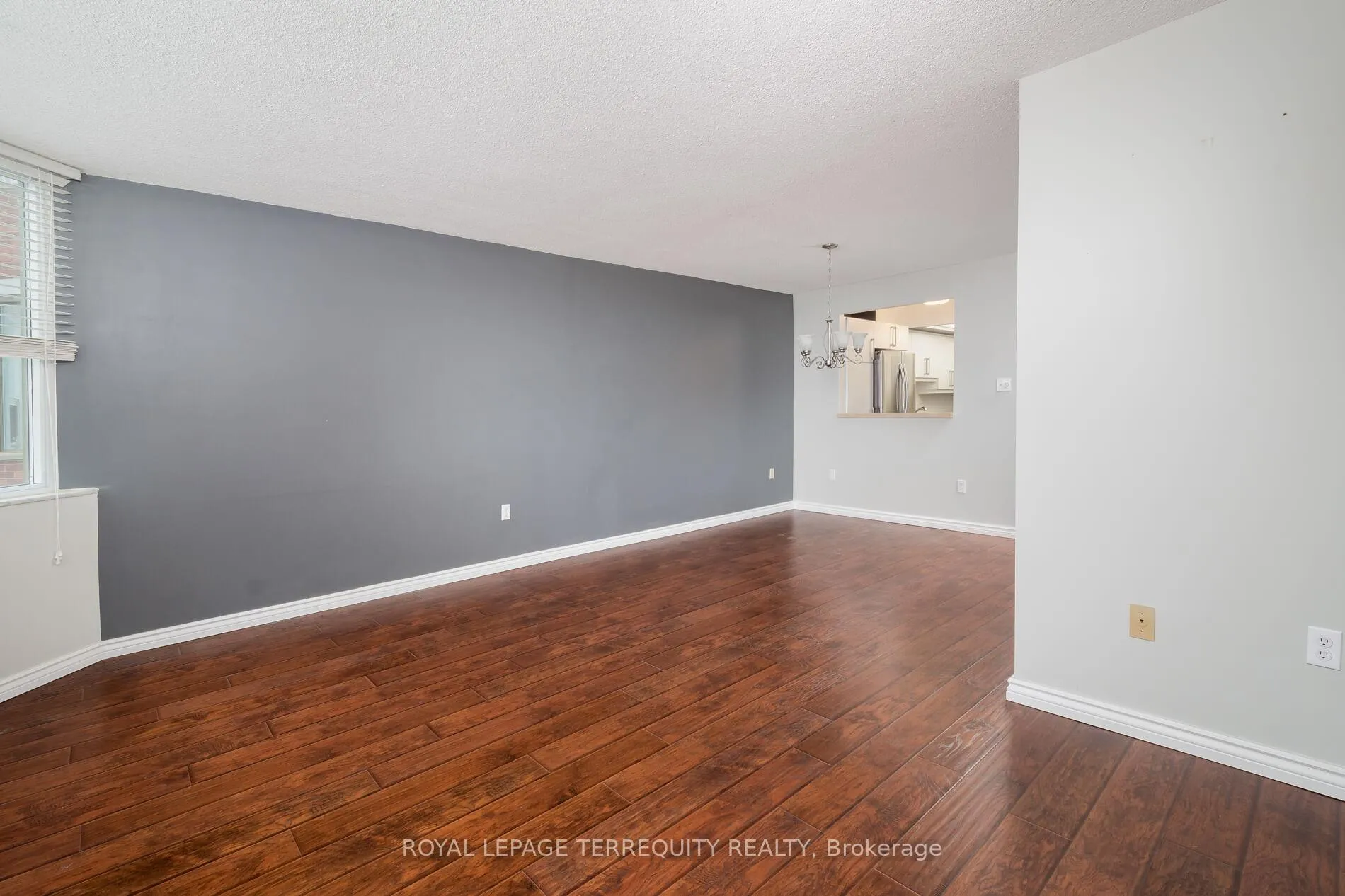 Photo 8 of Unit 1004, 121 Ling Road, Scarborough, West Hill — HOMEH
