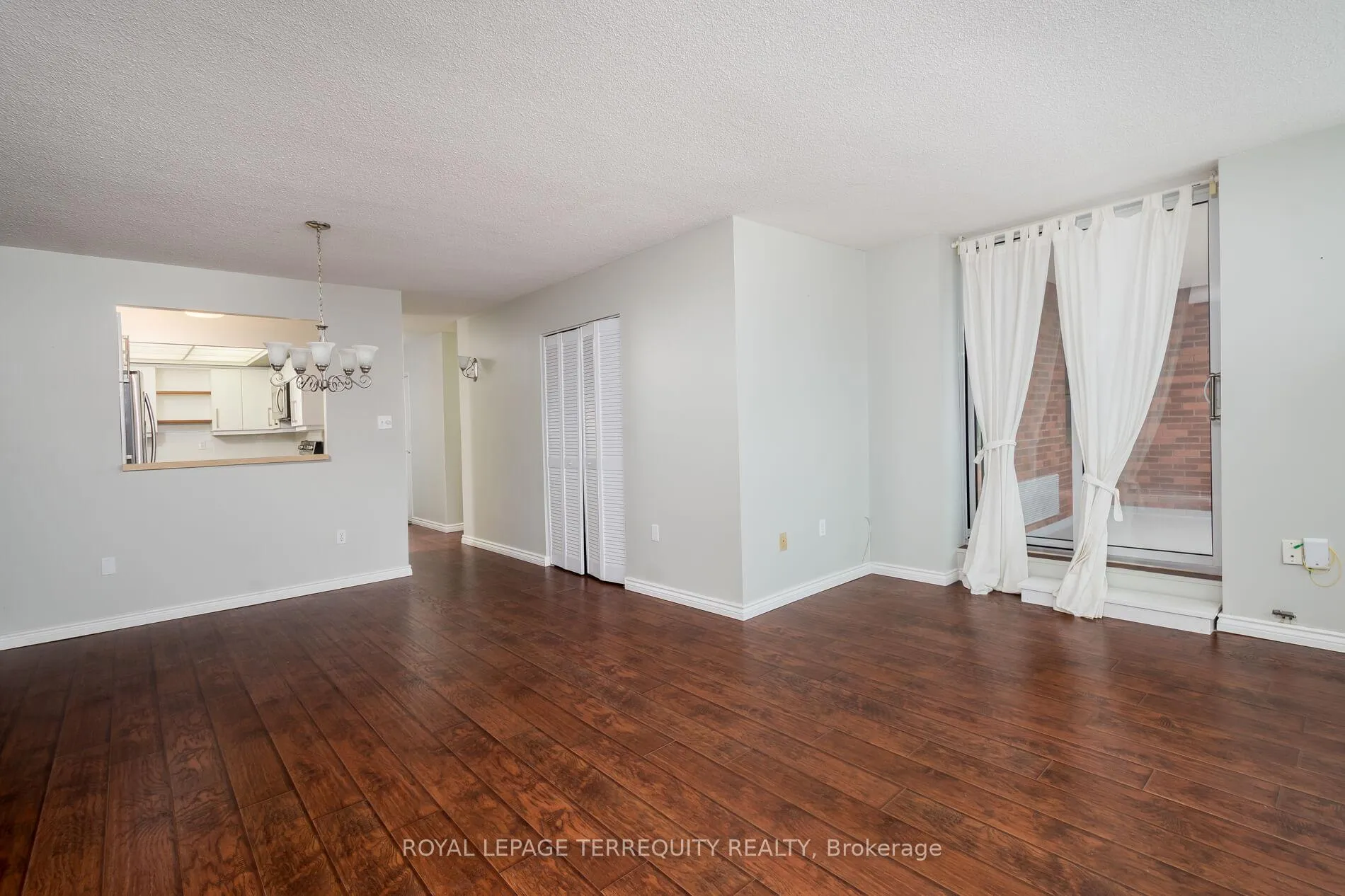 Photo 17 of Unit 1004, 121 Ling Road, Scarborough, West Hill — HOMEH