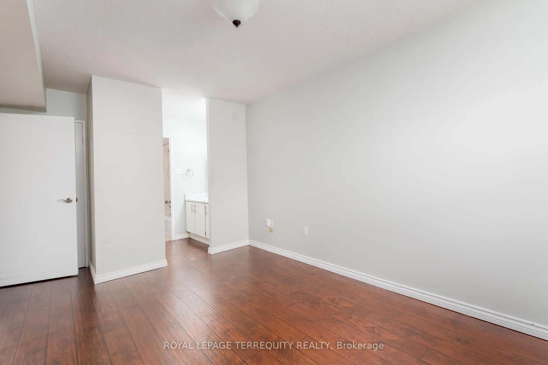 Photo 28 of Unit 1004, 121 Ling Road, Scarborough, West Hill — HOMEH