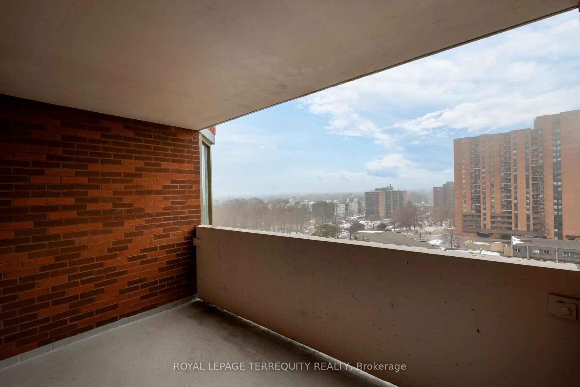 Photo 32 of Unit 1004, 121 Ling Road, Scarborough, West Hill — HOMEH