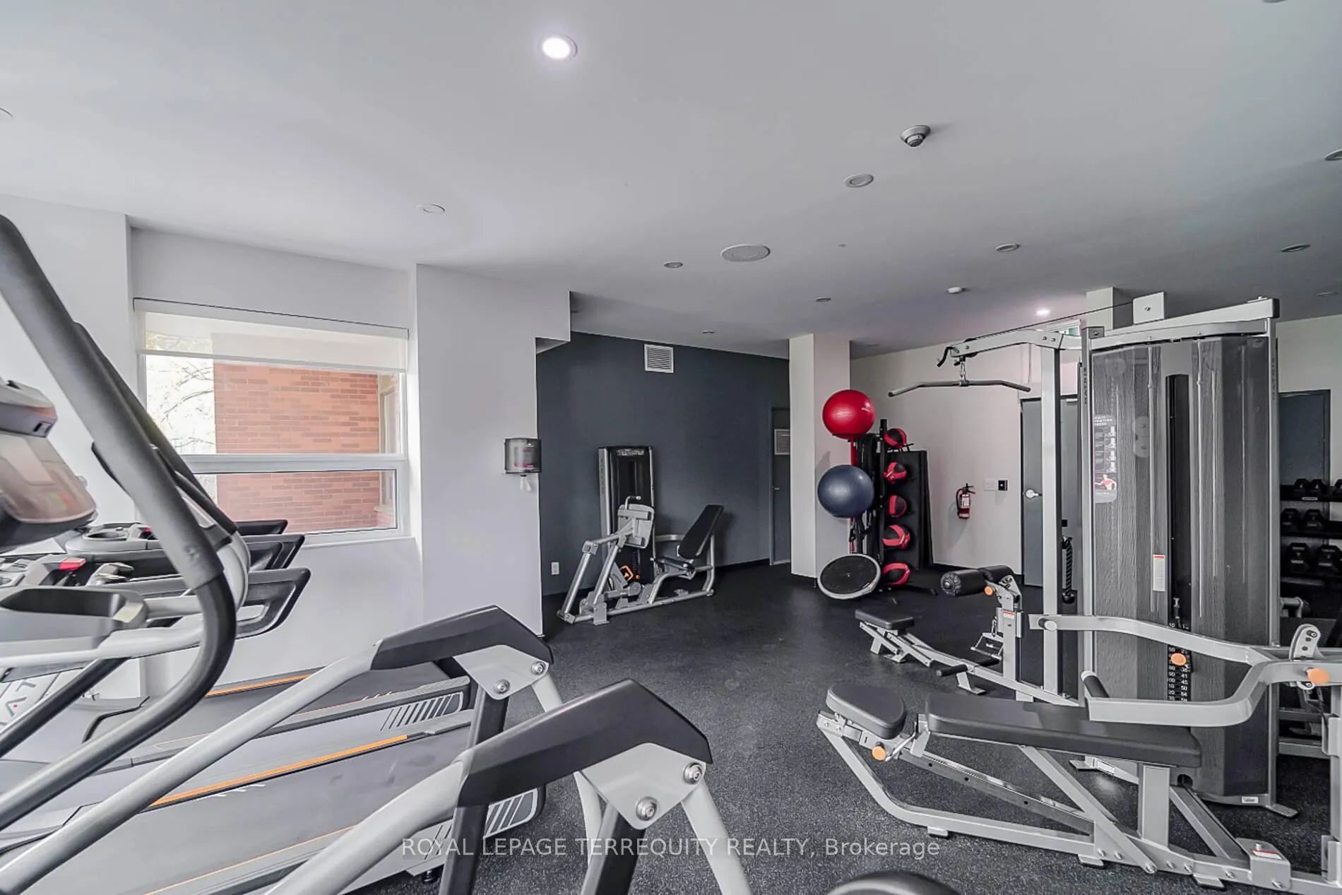 Photo 39 of Unit 1004, 121 Ling Road, Scarborough, West Hill — HOMEH