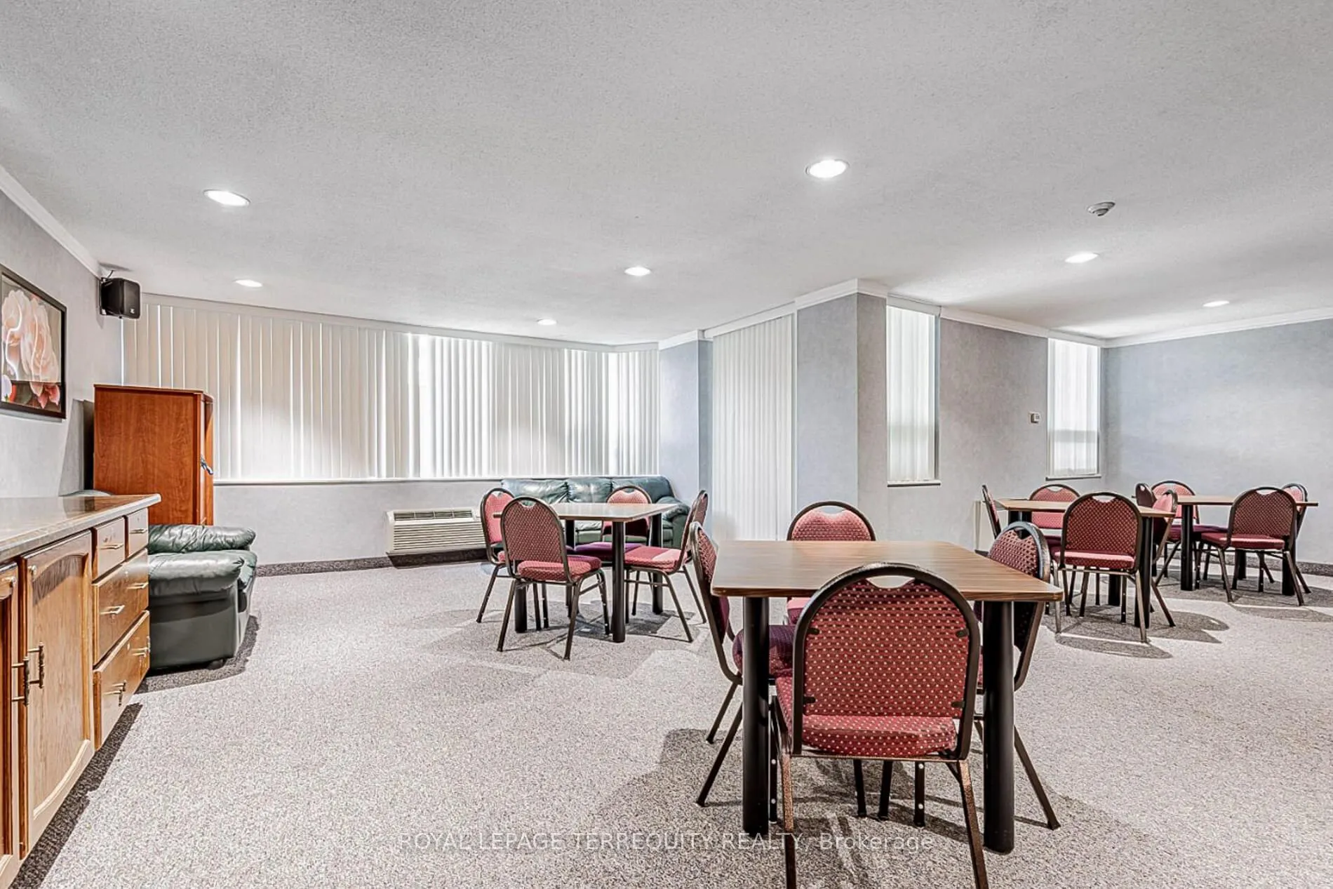 Photo 43 of Unit 1004, 121 Ling Road, Scarborough, West Hill — HOMEH