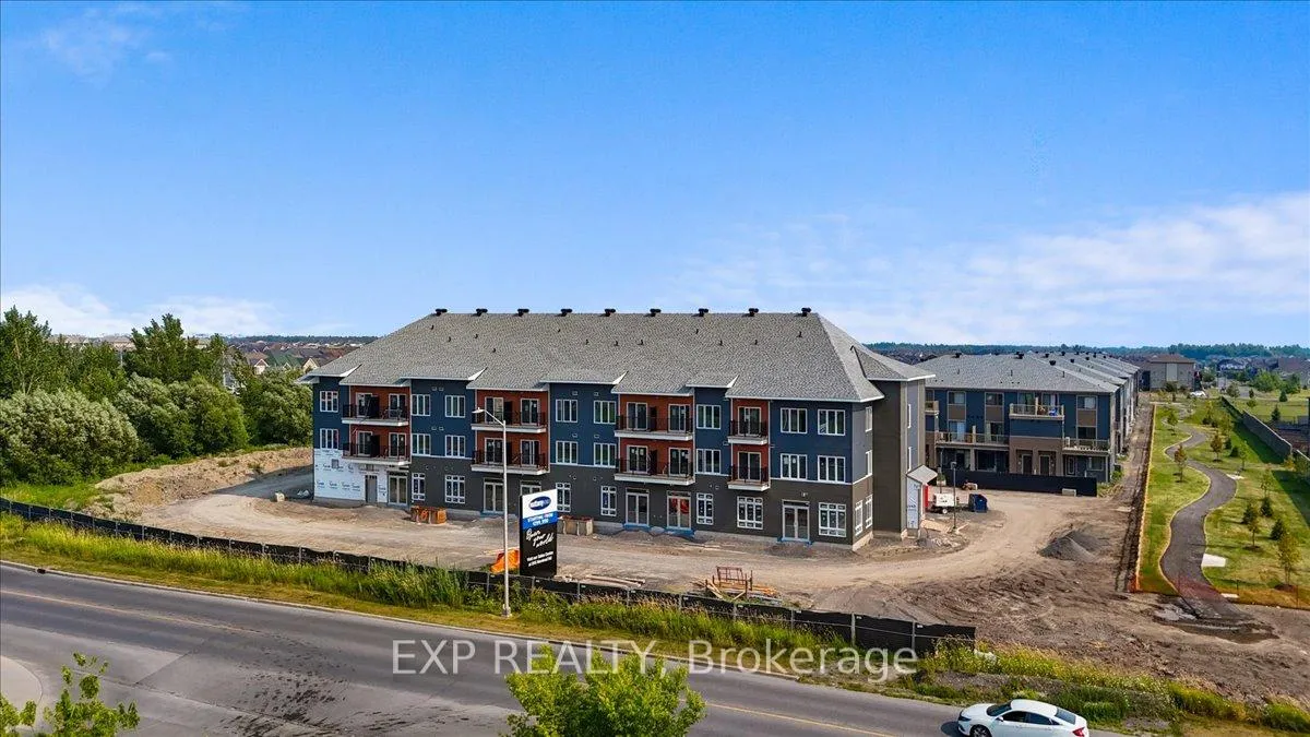 Front of Unit 208, 2376 Tenth Line Road