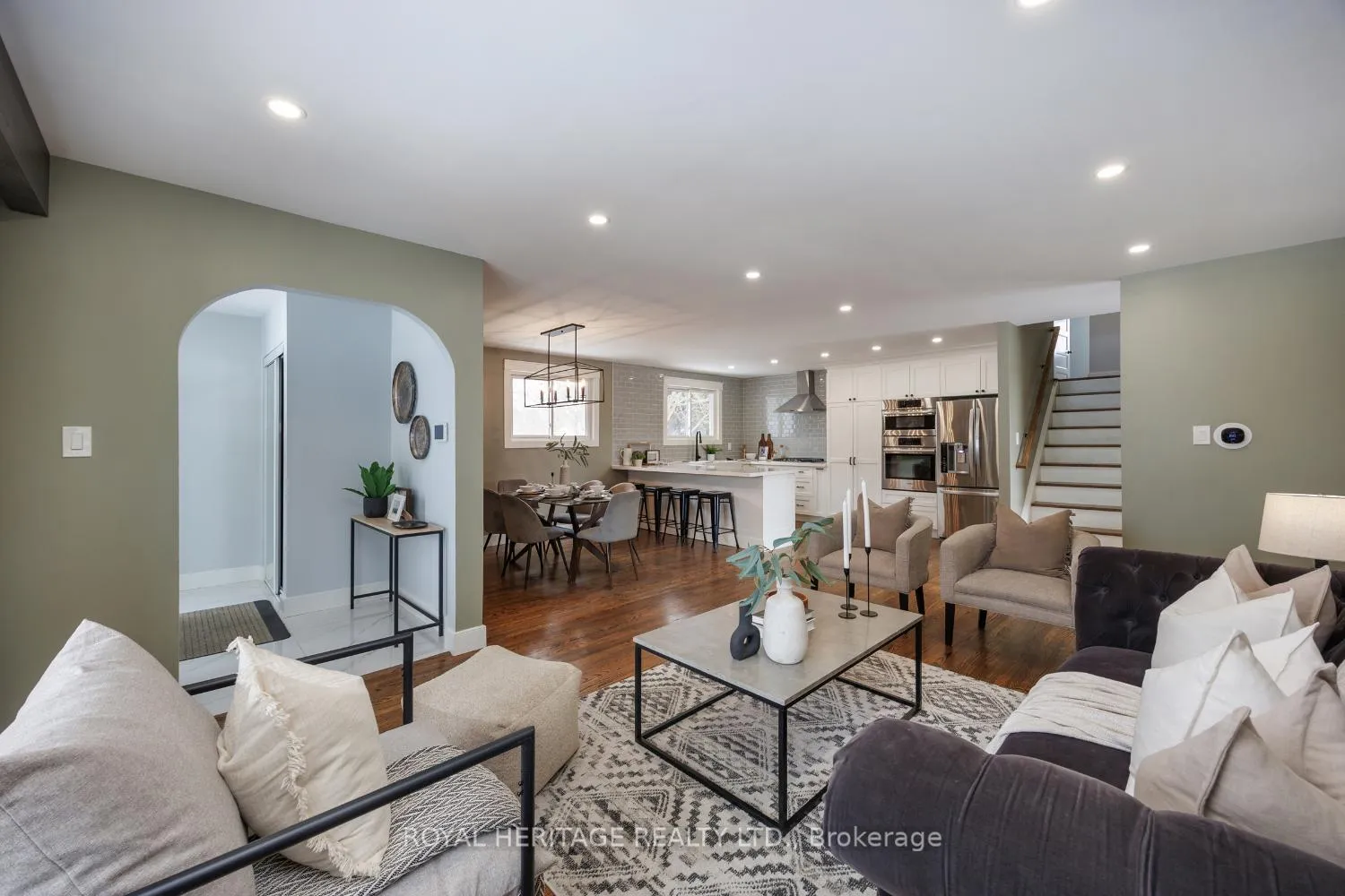 Photo 5 of 270 Arden Drive, Oshawa, Eastdale — HOMEH