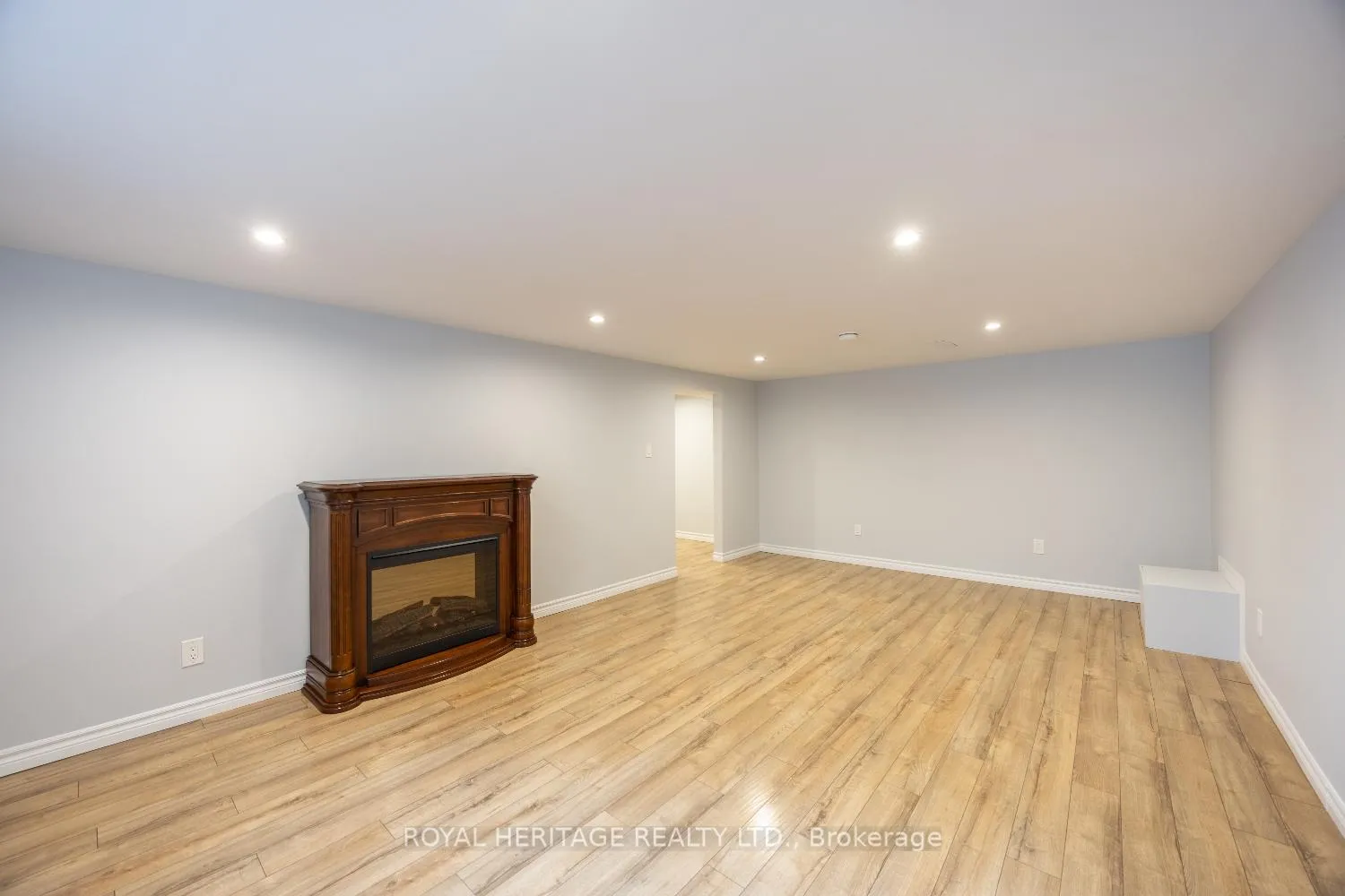 Photo 39 of 270 Arden Drive, Oshawa, Eastdale — HOMEH