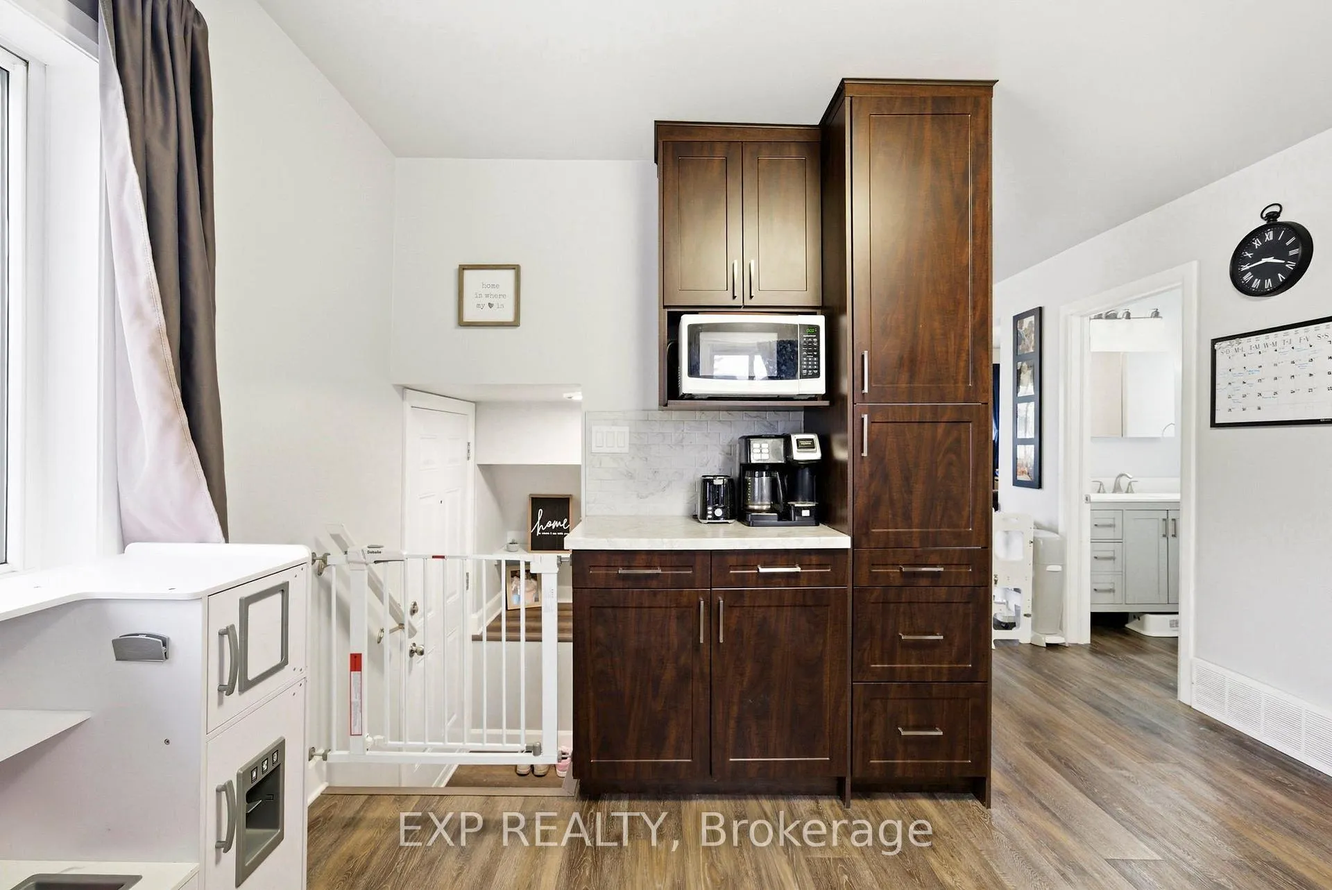 Photo 8 of 229 Fourth Street W, Cornwall — HOMEH