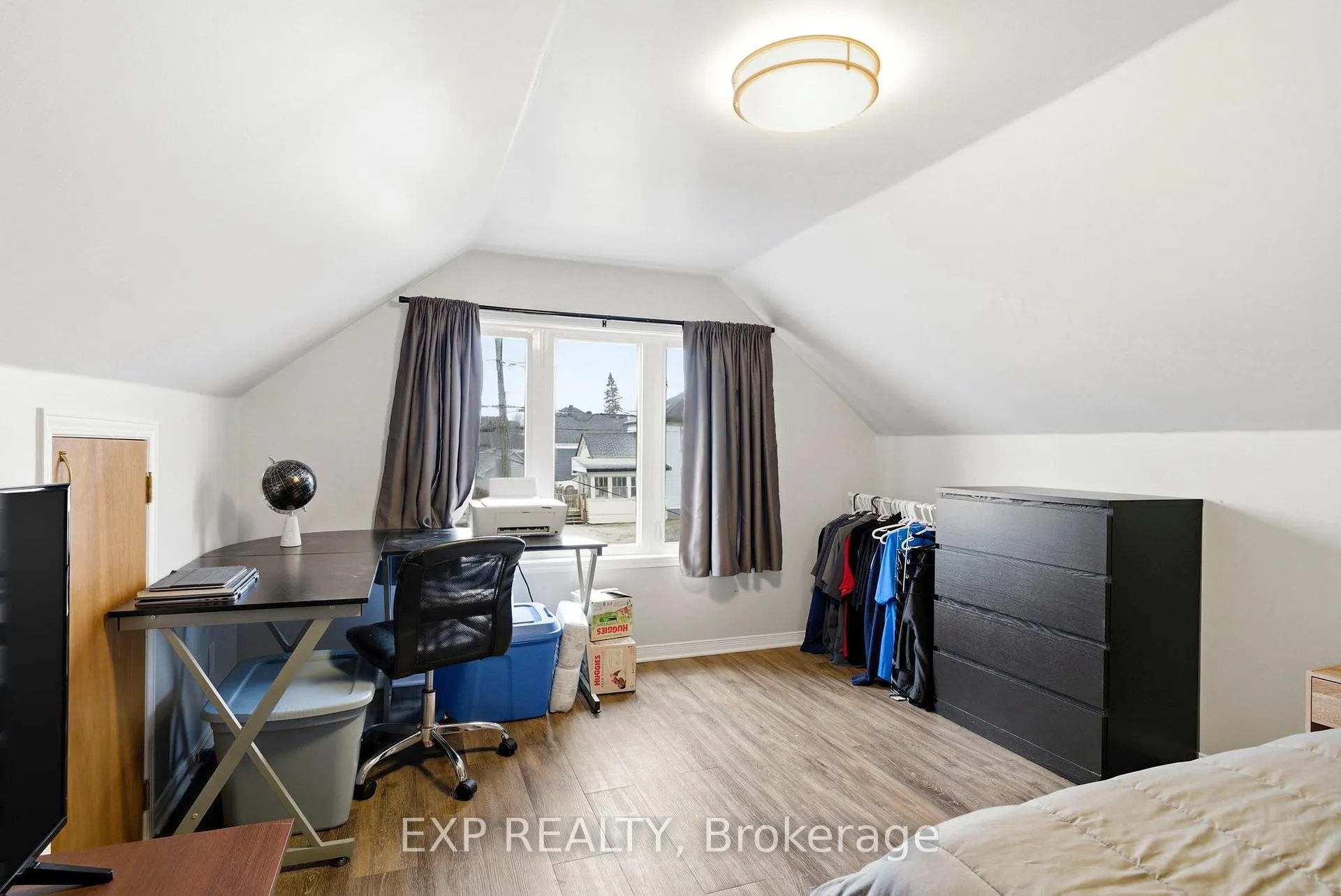 Photo 18 of 229 Fourth Street W, Cornwall — HOMEH