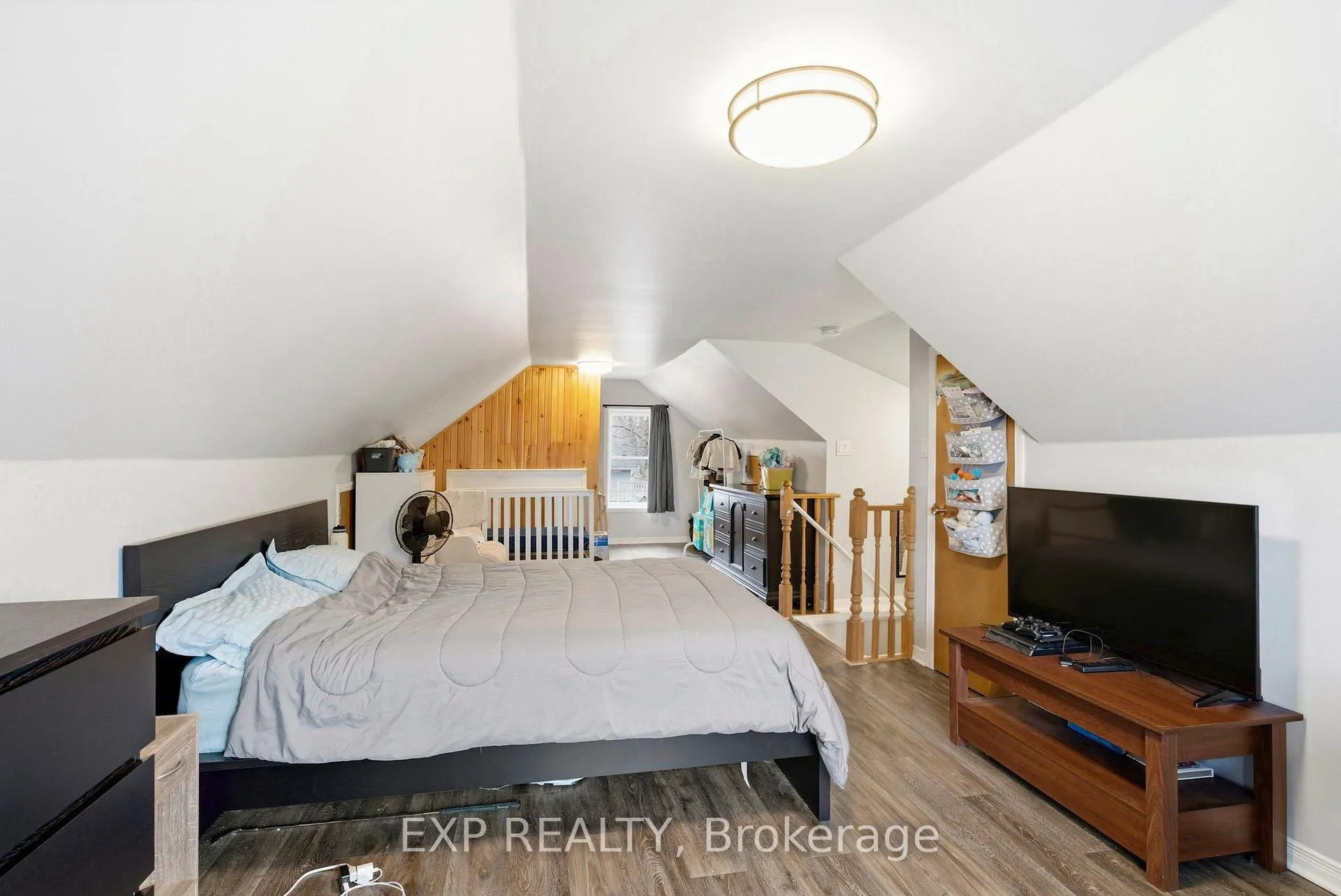 Photo 19 of 229 Fourth Street W, Cornwall — HOMEH