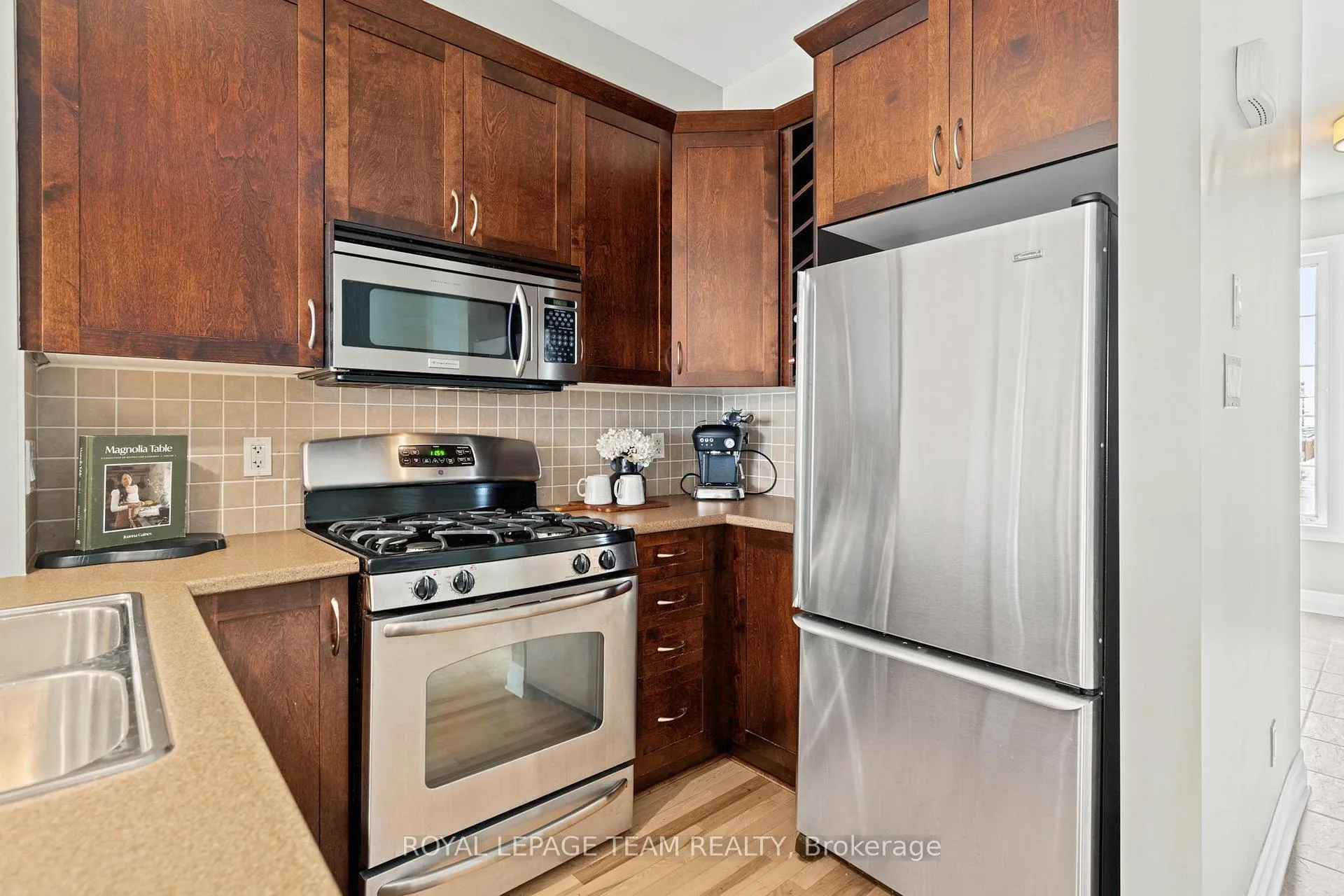 Photo 7 of Unit D, 17 Melrose Avenue, Ottawa, Hintonburg — HOMEH