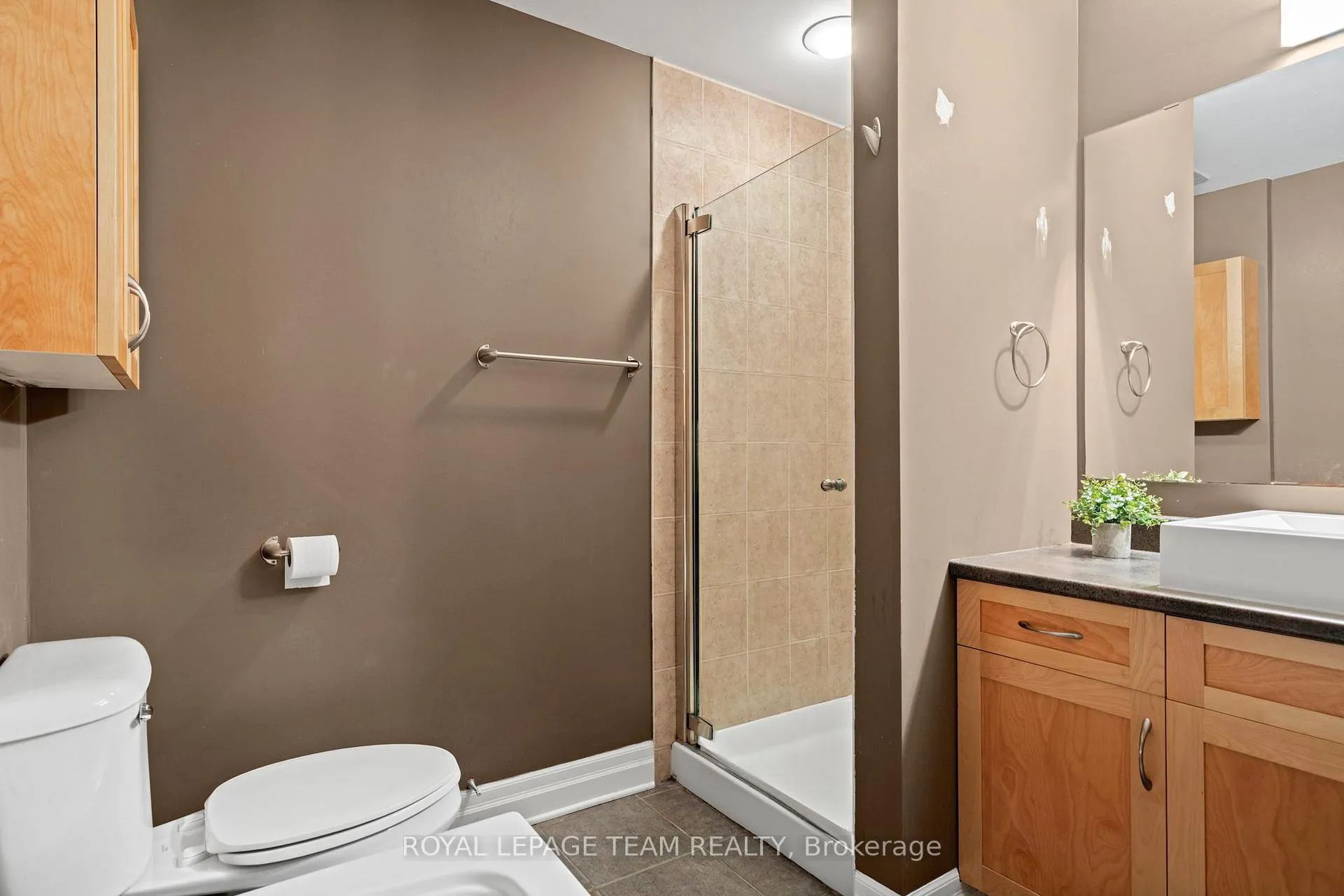 Photo 25 of Unit D, 17 Melrose Avenue, Ottawa, Hintonburg — HOMEH