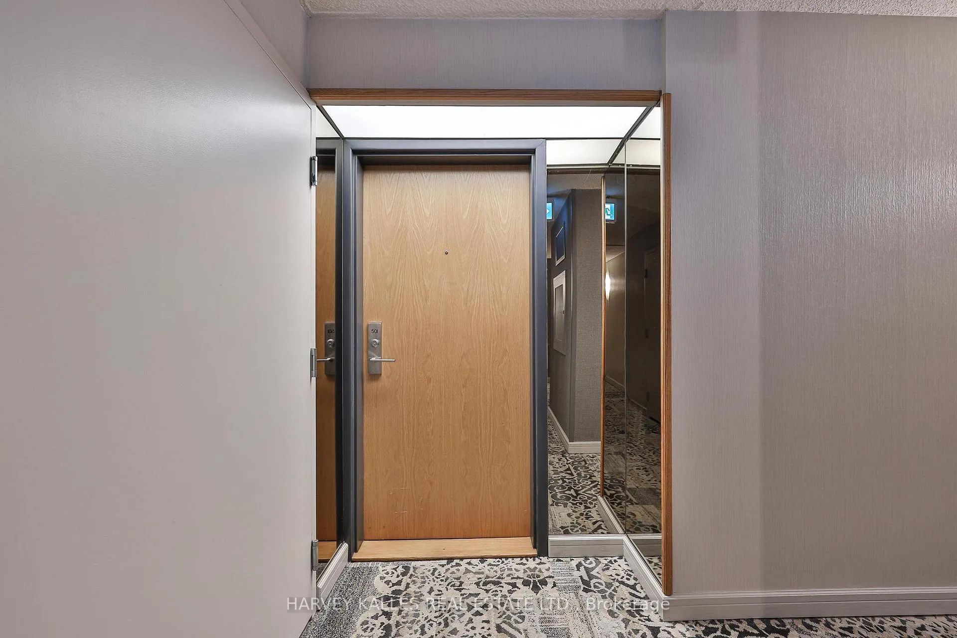 Photo 4 of Unit 501, 80 Front Street E, Toronto, Church-Yonge Corridor — HOMEH