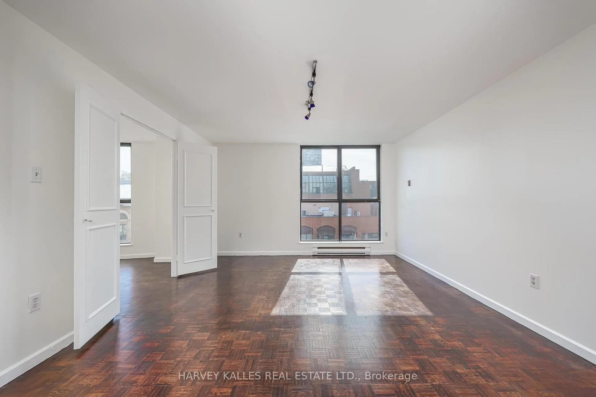 Photo 14 of Unit 501, 80 Front Street E, Toronto, Church-Yonge Corridor — HOMEH