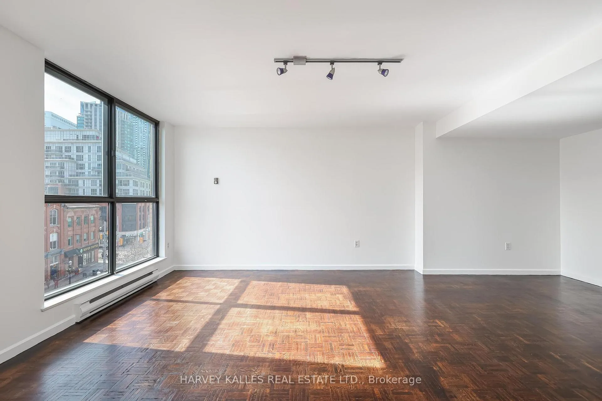 Photo 16 of Unit 501, 80 Front Street E, Toronto, Church-Yonge Corridor — HOMEH