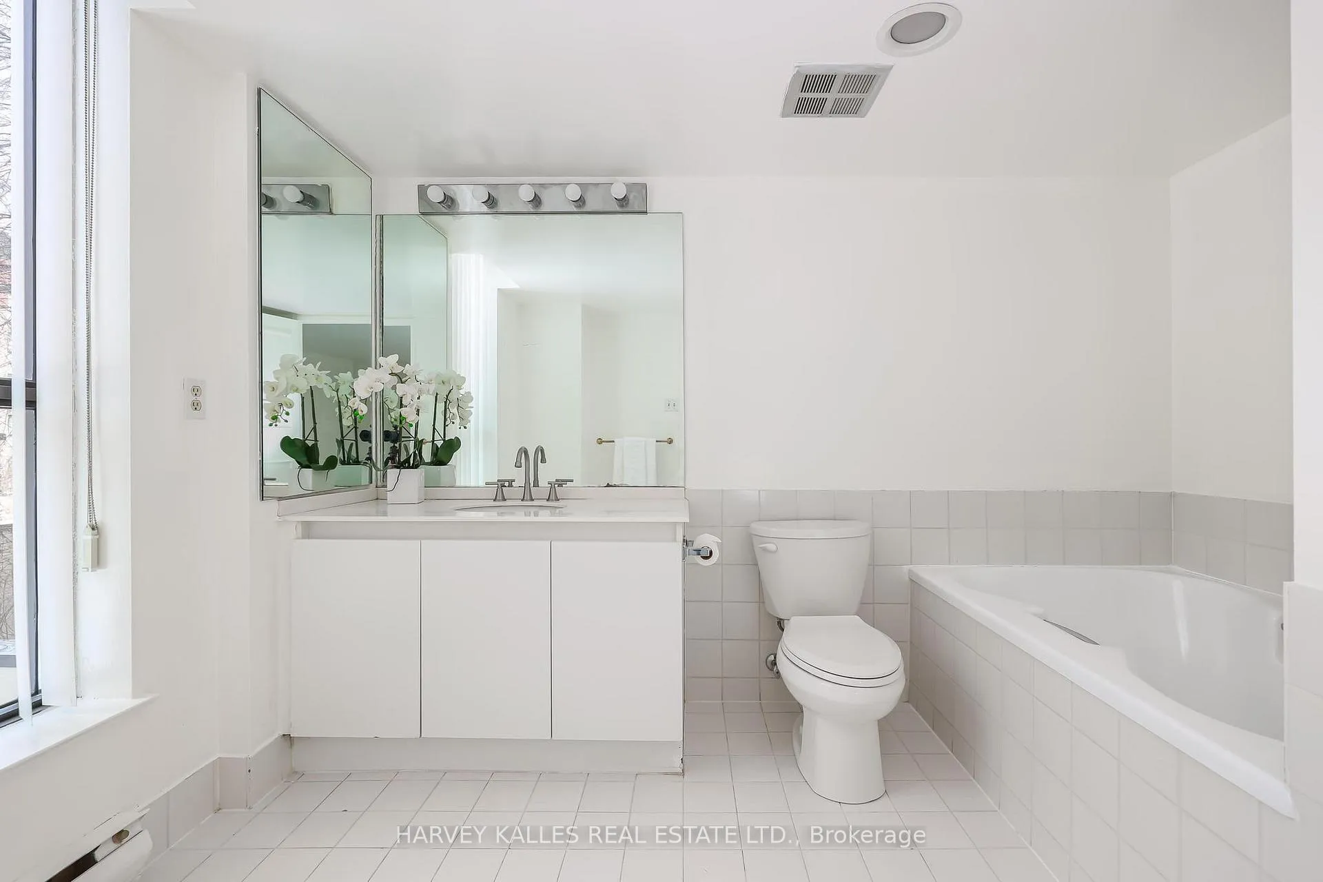 Photo 23 of Unit 501, 80 Front Street E, Toronto, Church-Yonge Corridor — HOMEH