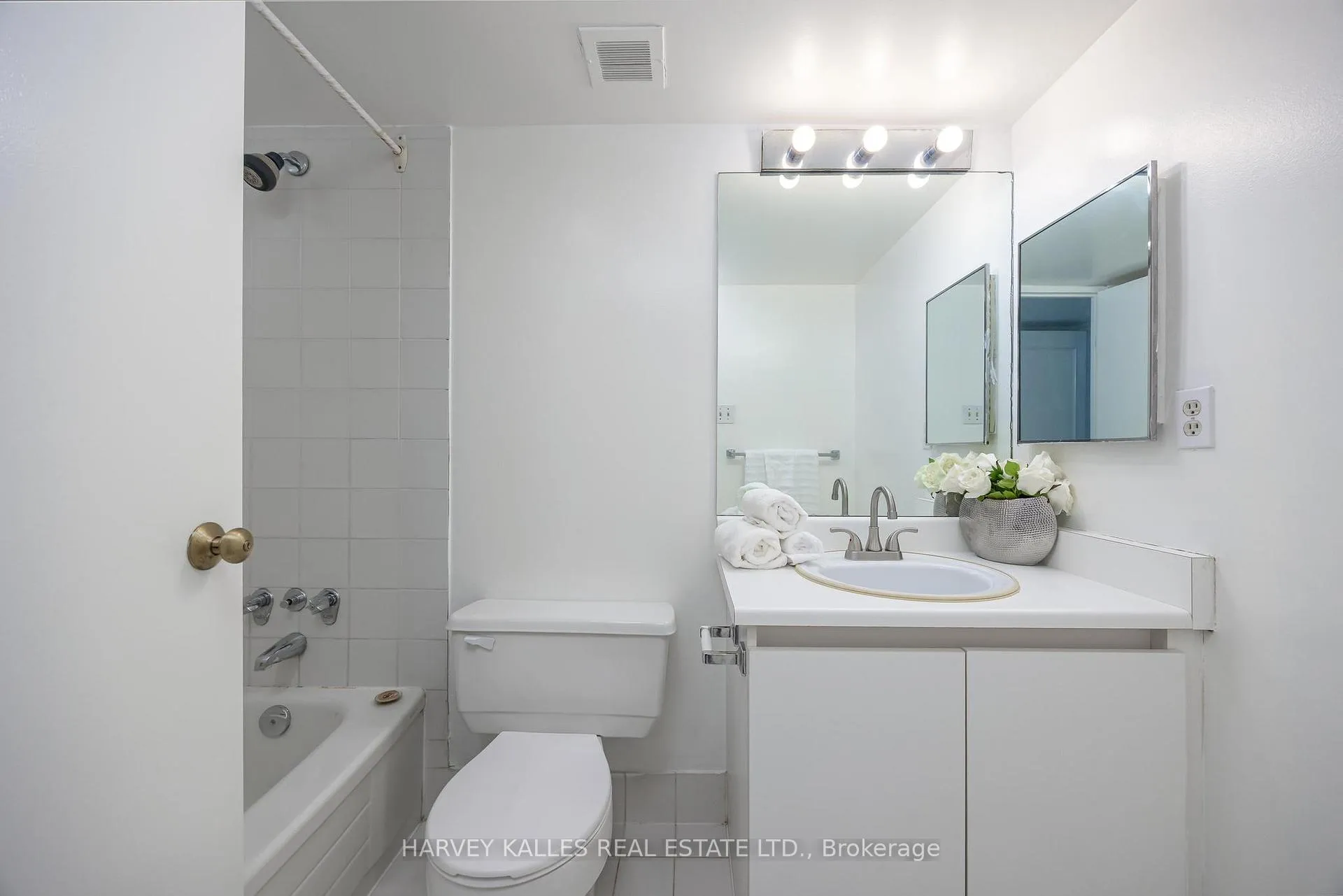 Photo 25 of Unit 501, 80 Front Street E, Toronto, Church-Yonge Corridor — HOMEH