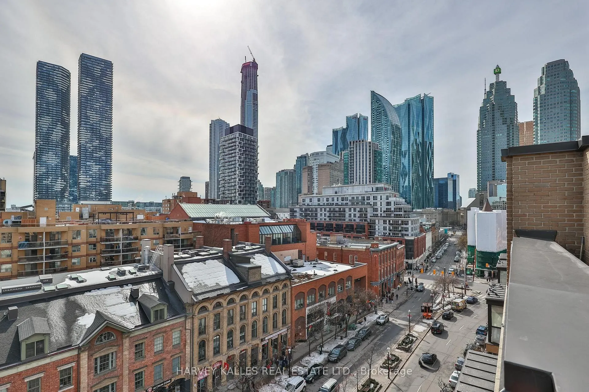 Photo 32 of Unit 501, 80 Front Street E, Toronto, Church-Yonge Corridor — HOMEH