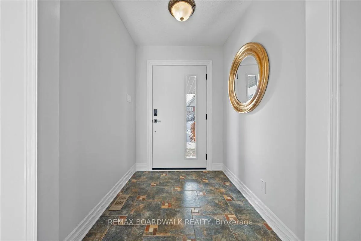 Photo 2 of 1367 Talcy Crescent, Ottawa, Fallingbrook/Ridgemount — HOMEH