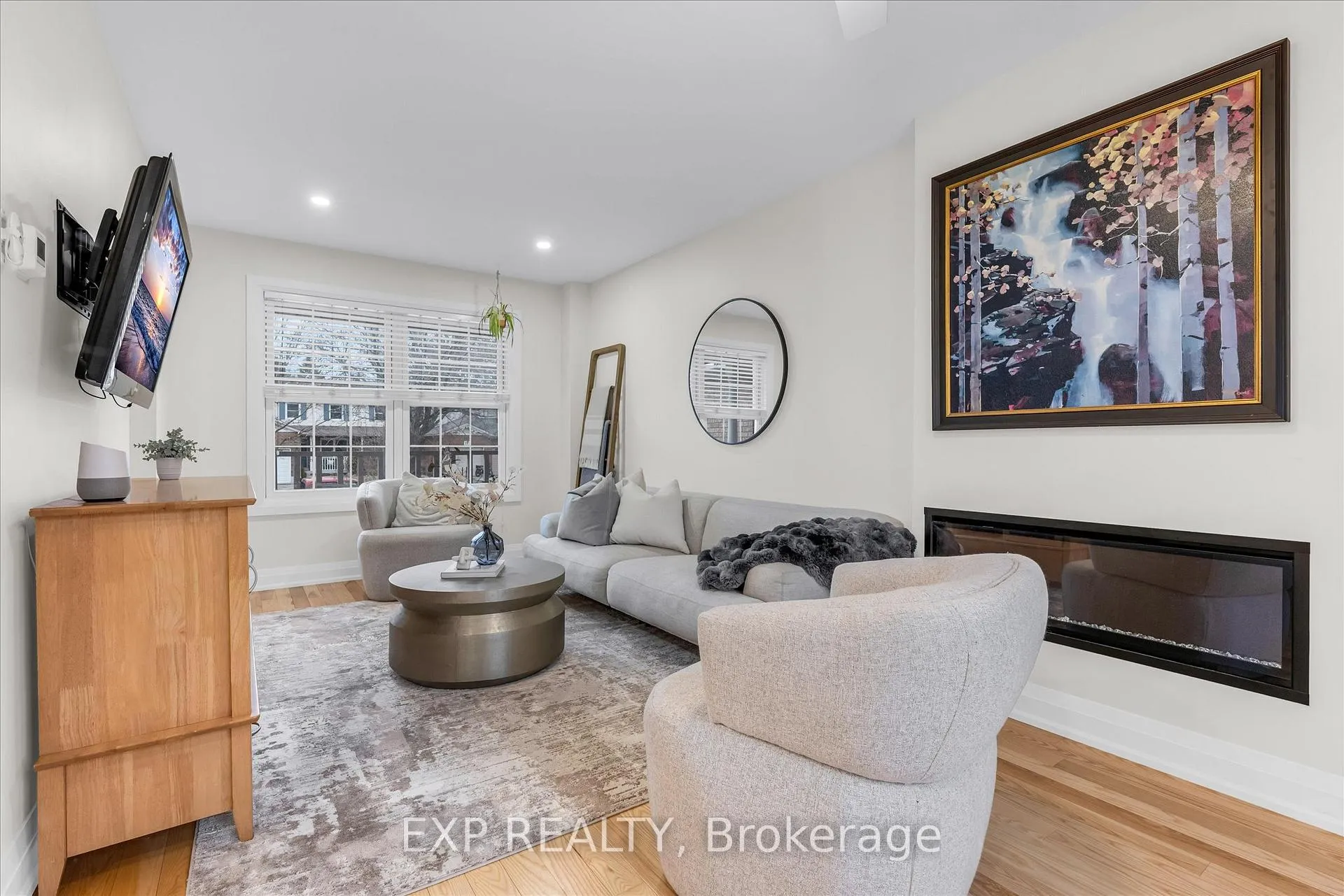 Photo 10 of 23 Hedge Lawn Drive, Grimsby, Grimsby East — HOMEH