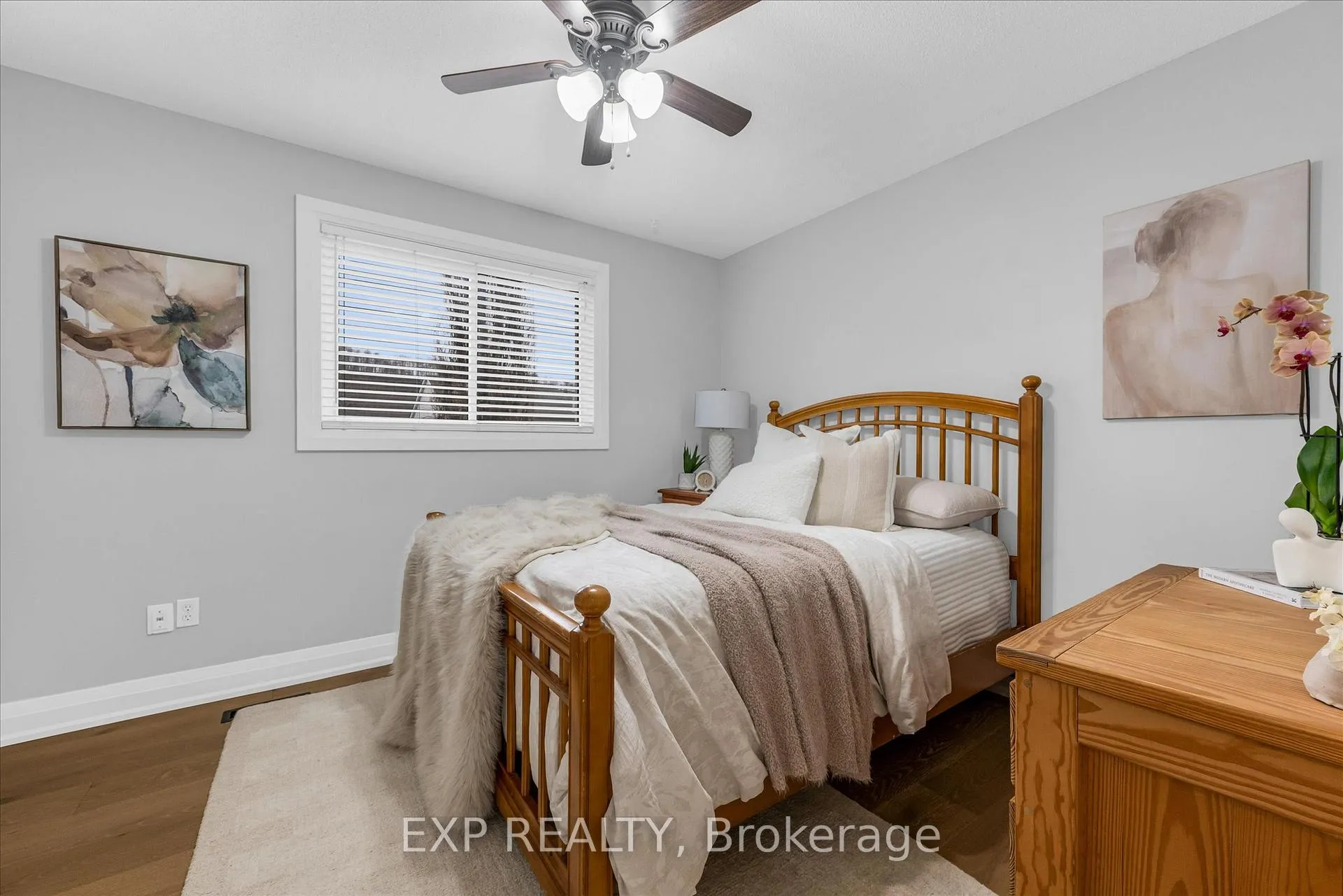 Photo 21 of 23 Hedge Lawn Drive, Grimsby, Grimsby East — HOMEH