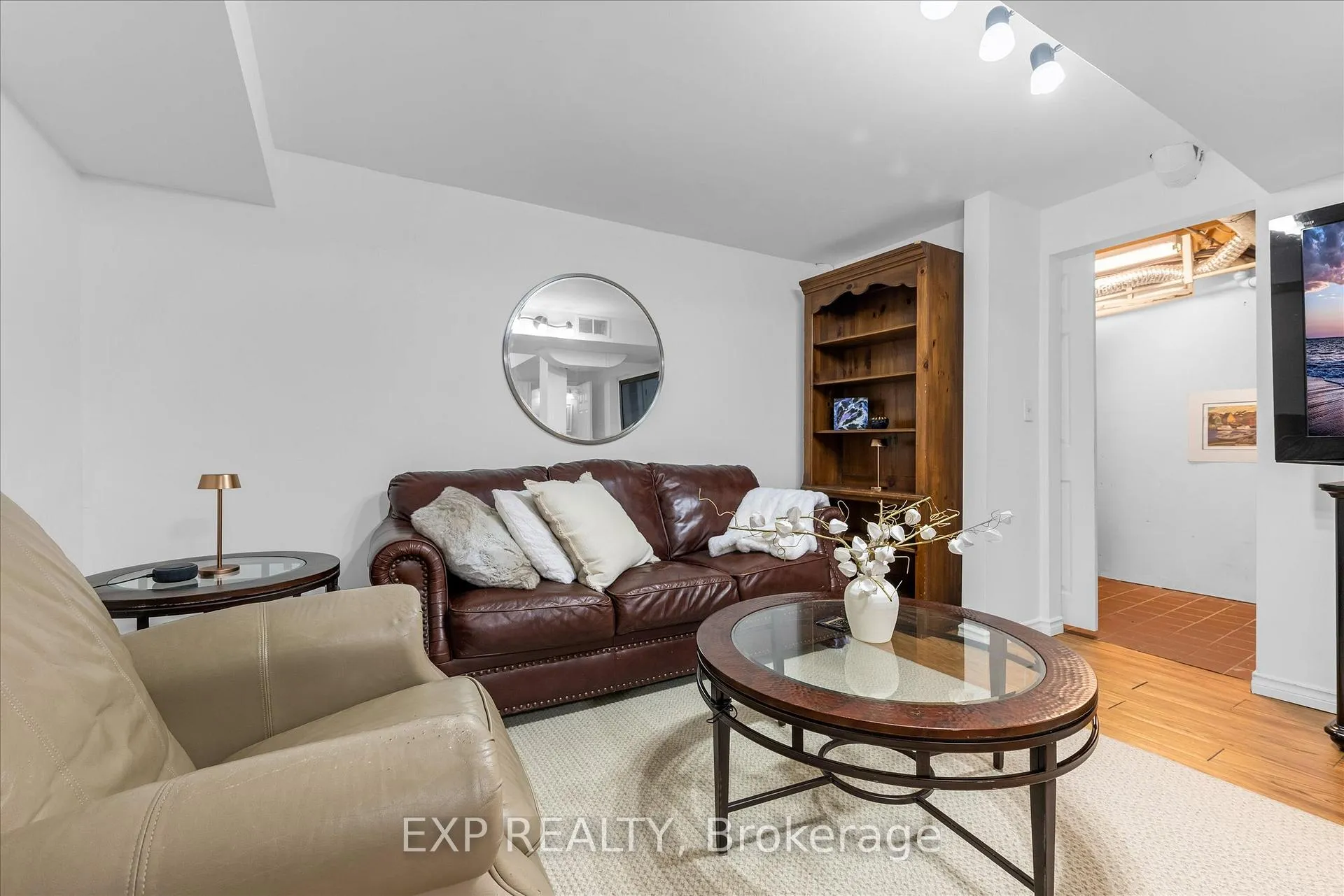 Photo 32 of 23 Hedge Lawn Drive, Grimsby, Grimsby East — HOMEH
