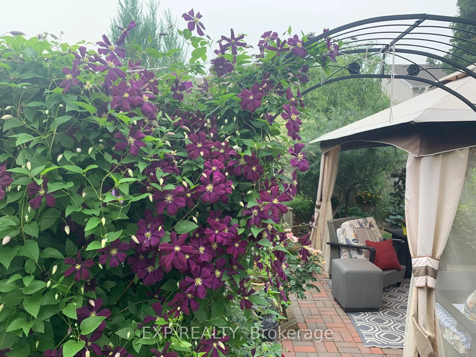 Photo 35 of 23 Hedge Lawn Drive, Grimsby, Grimsby East — HOMEH