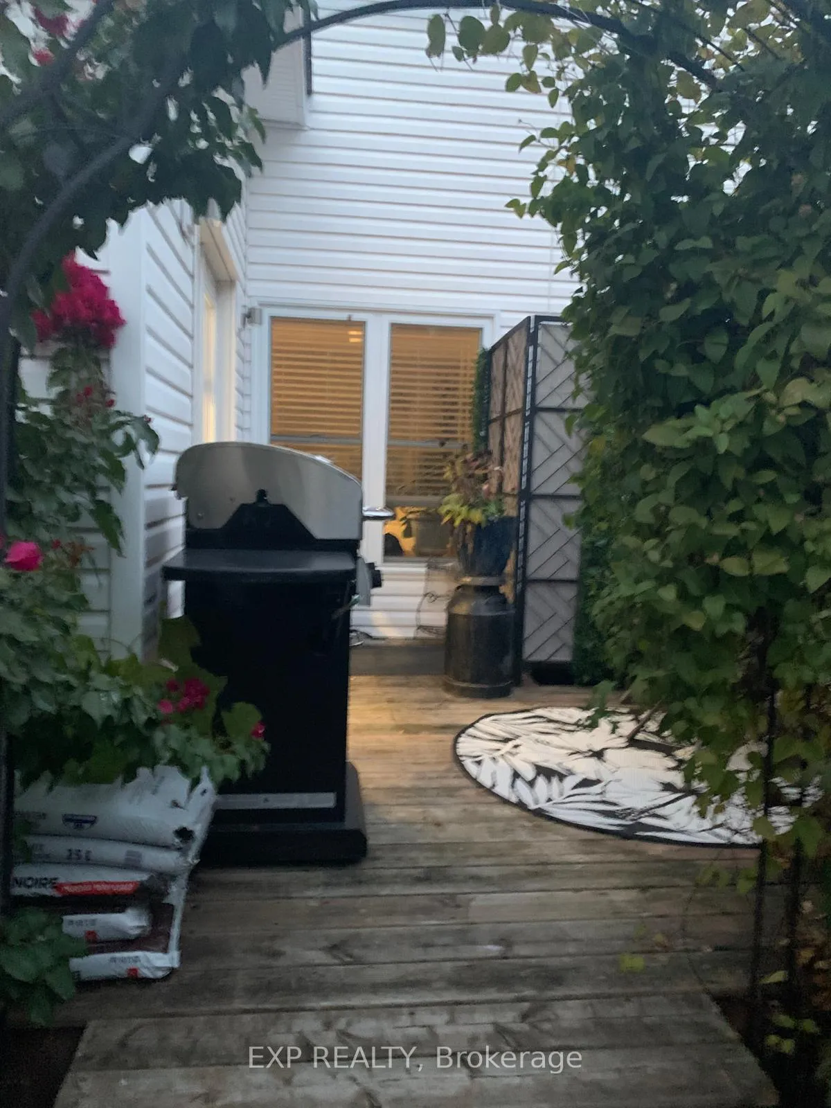 Photo 37 of 23 Hedge Lawn Drive, Grimsby, Grimsby East — HOMEH