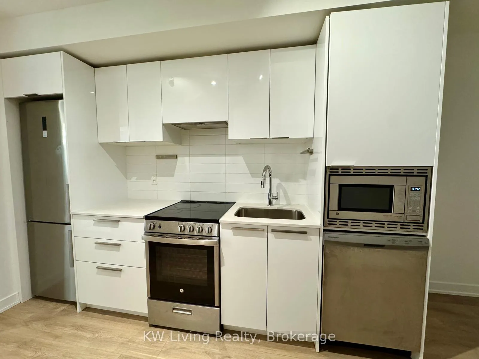 Photo 8 of Unit 2903, 501 Yonge Street, Toronto, Church-Yonge Corridor — HOMEH