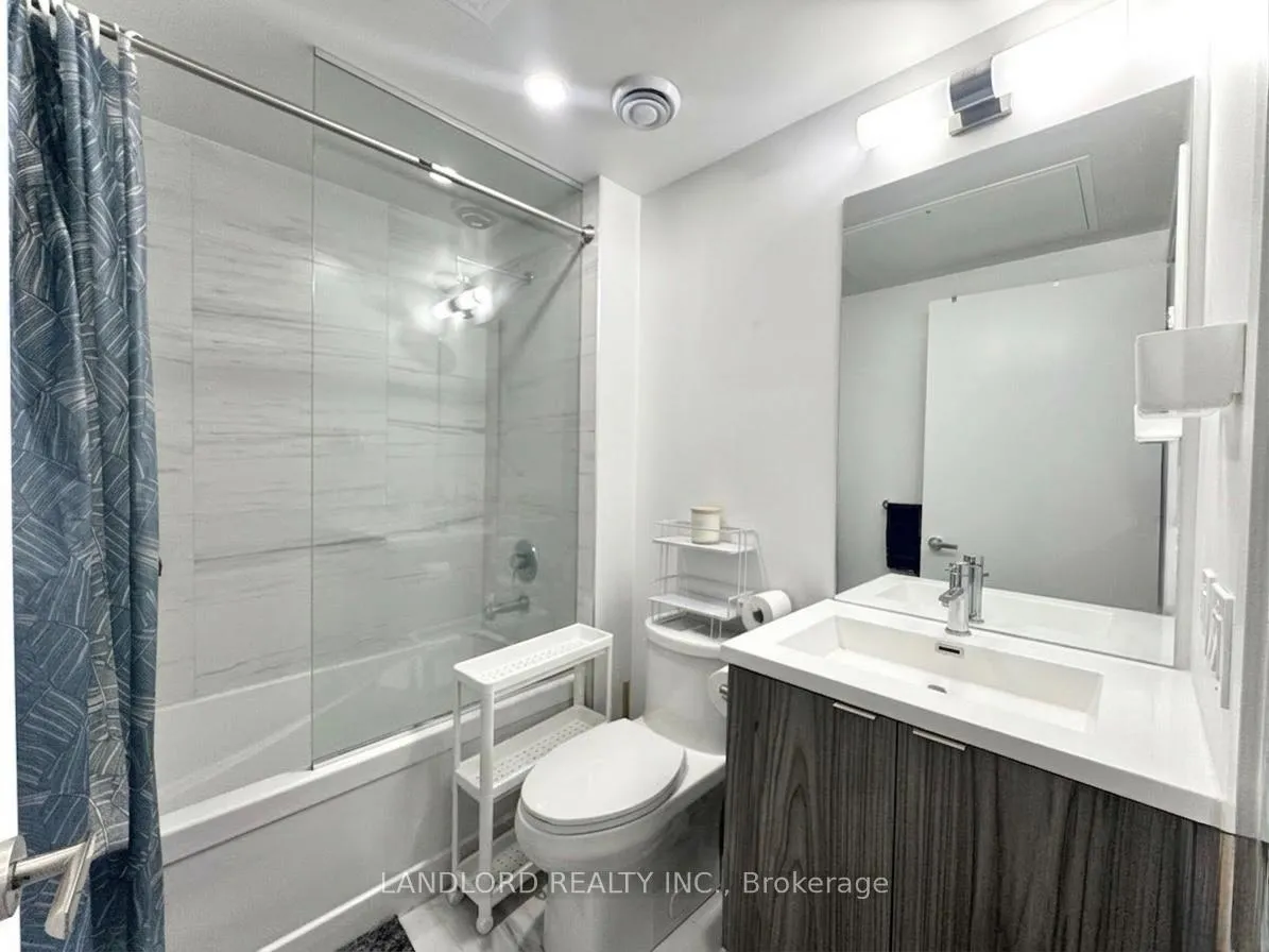 Photo 18 of Unit 7102, 55 Cooper Street, Toronto, Waterfront Communities — HOMEH
