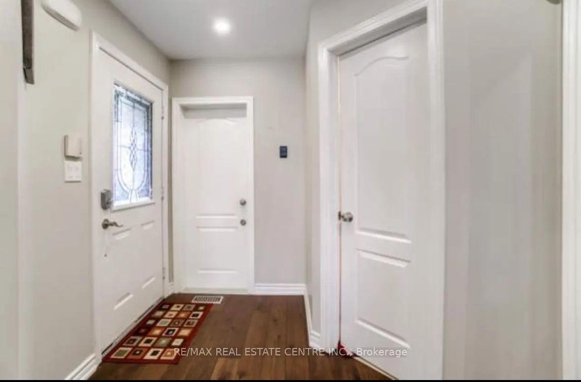Photo 3 of 296 Pressed Brick Drive, Brampton, Brampton North — HOMEH