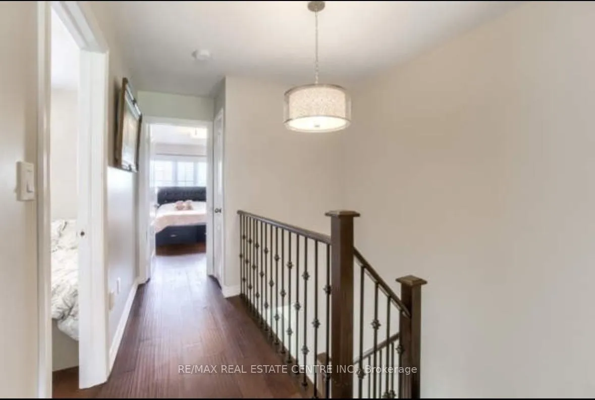 Photo 11 of 296 Pressed Brick Drive, Brampton, Brampton North — HOMEH