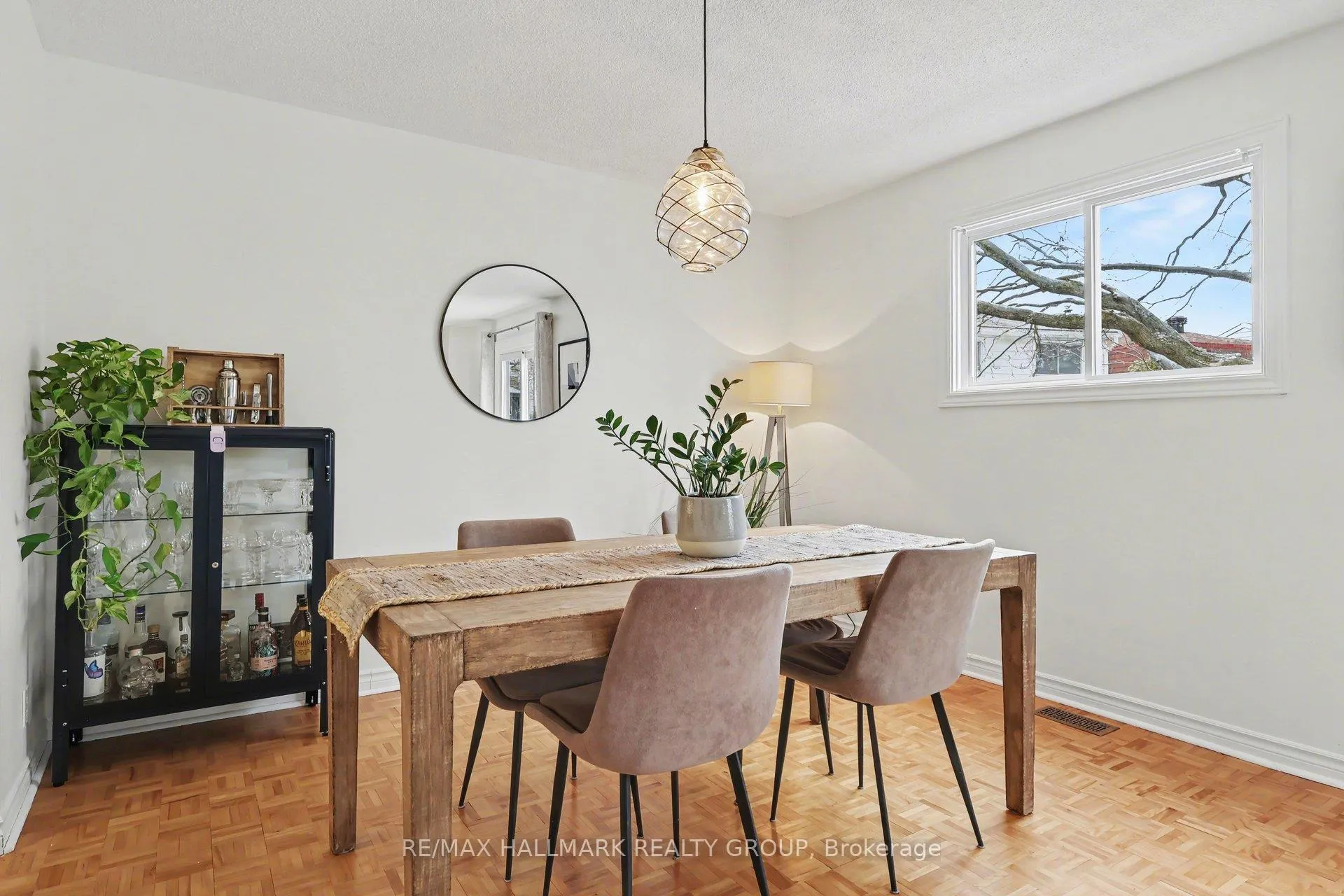 Photo 12 of Unit D, 77 Glen Park Drive, Ottawa, Blackburn Hamlet (South) — HOMEH