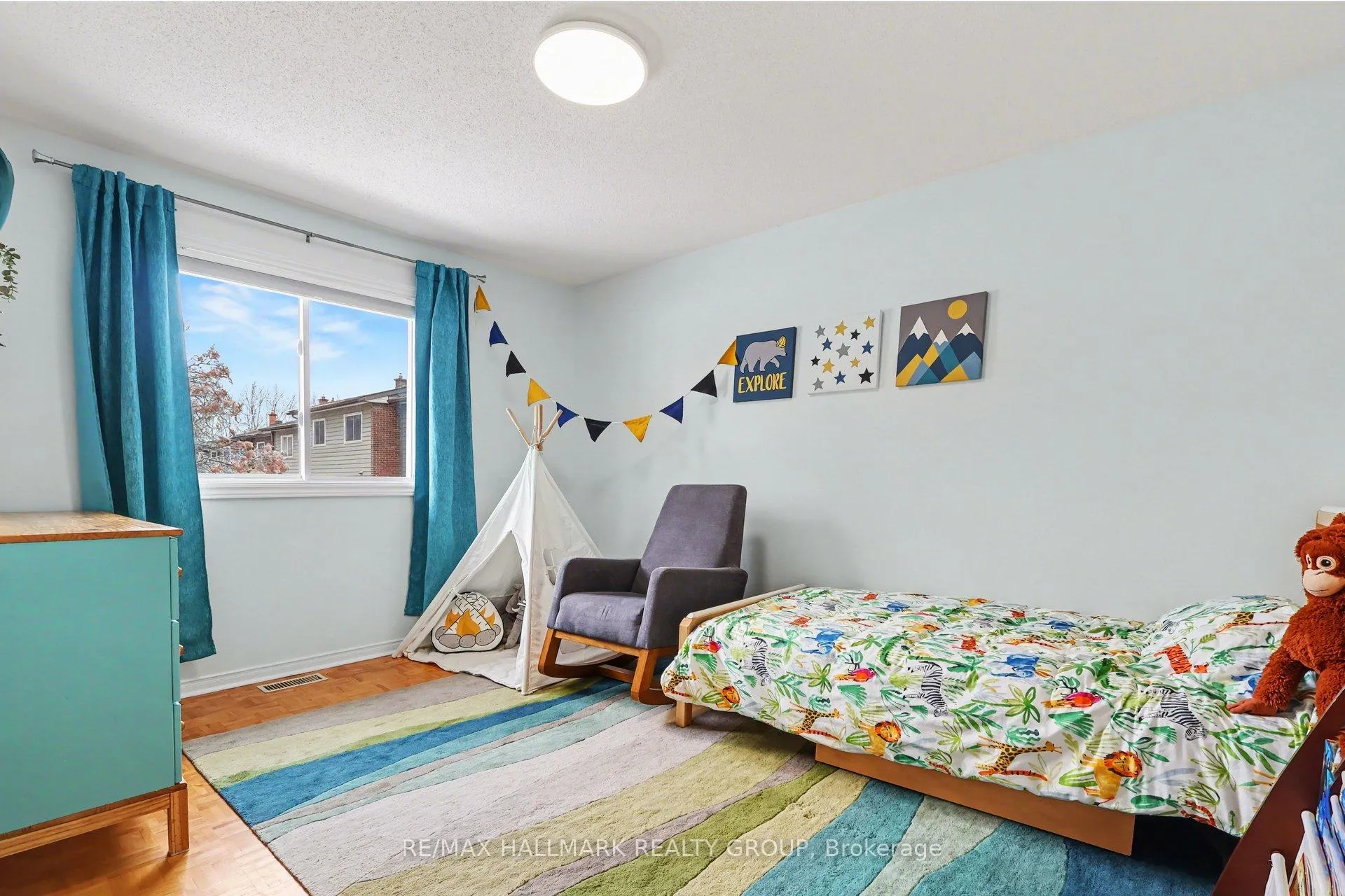 Photo 19 of Unit D, 77 Glen Park Drive, Ottawa, Blackburn Hamlet (South) — HOMEH