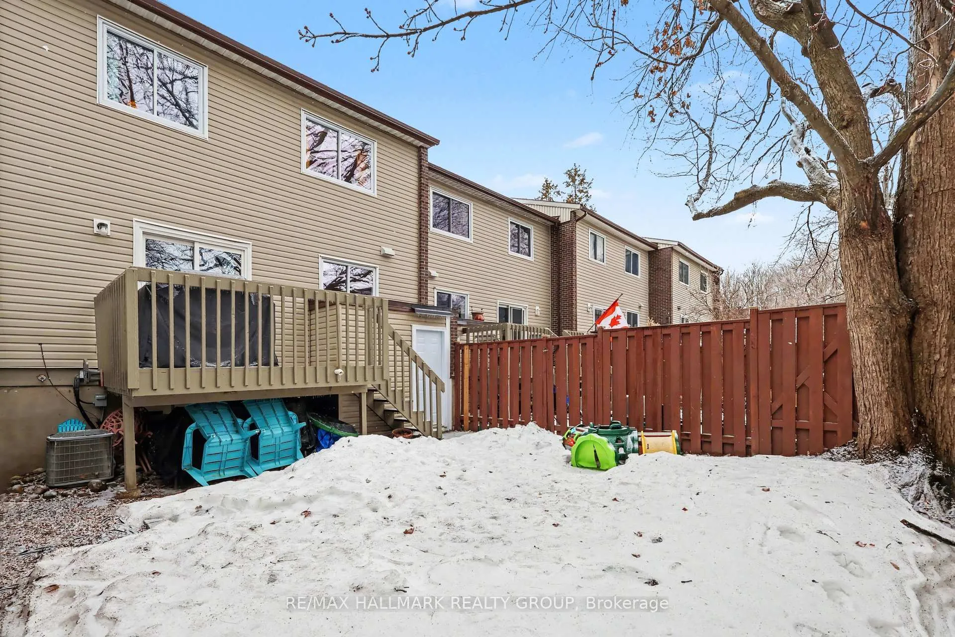 Photo 30 of Unit D, 77 Glen Park Drive, Ottawa, Blackburn Hamlet (South) — HOMEH