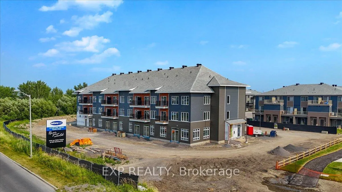 Front of Unit 305, 2376 Tenth Line Road