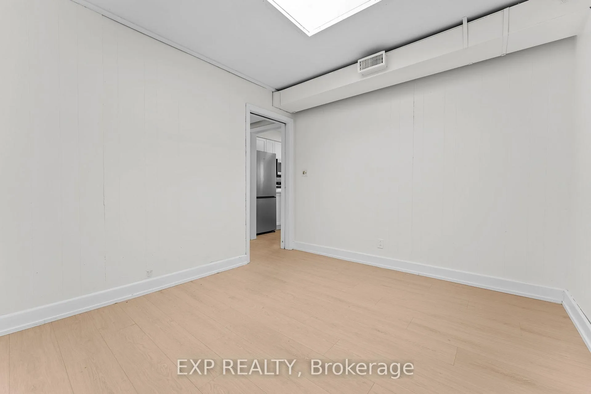 Photo 15 of Unit Unit #1, 1558 Queen Street E, Toronto, Greenwood-Coxwell — HOMEH