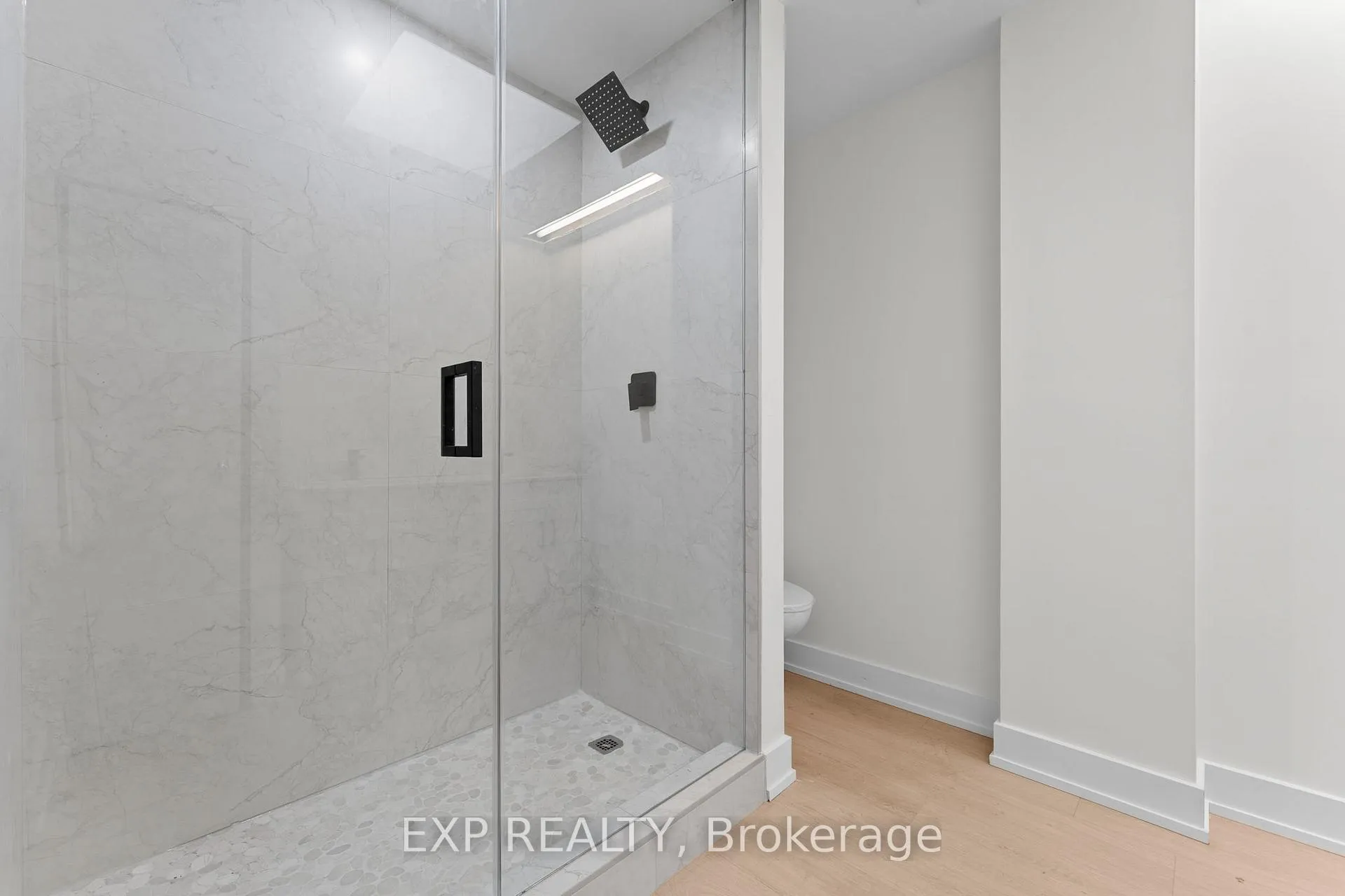 Photo 19 of Unit Unit #1, 1558 Queen Street E, Toronto, Greenwood-Coxwell — HOMEH