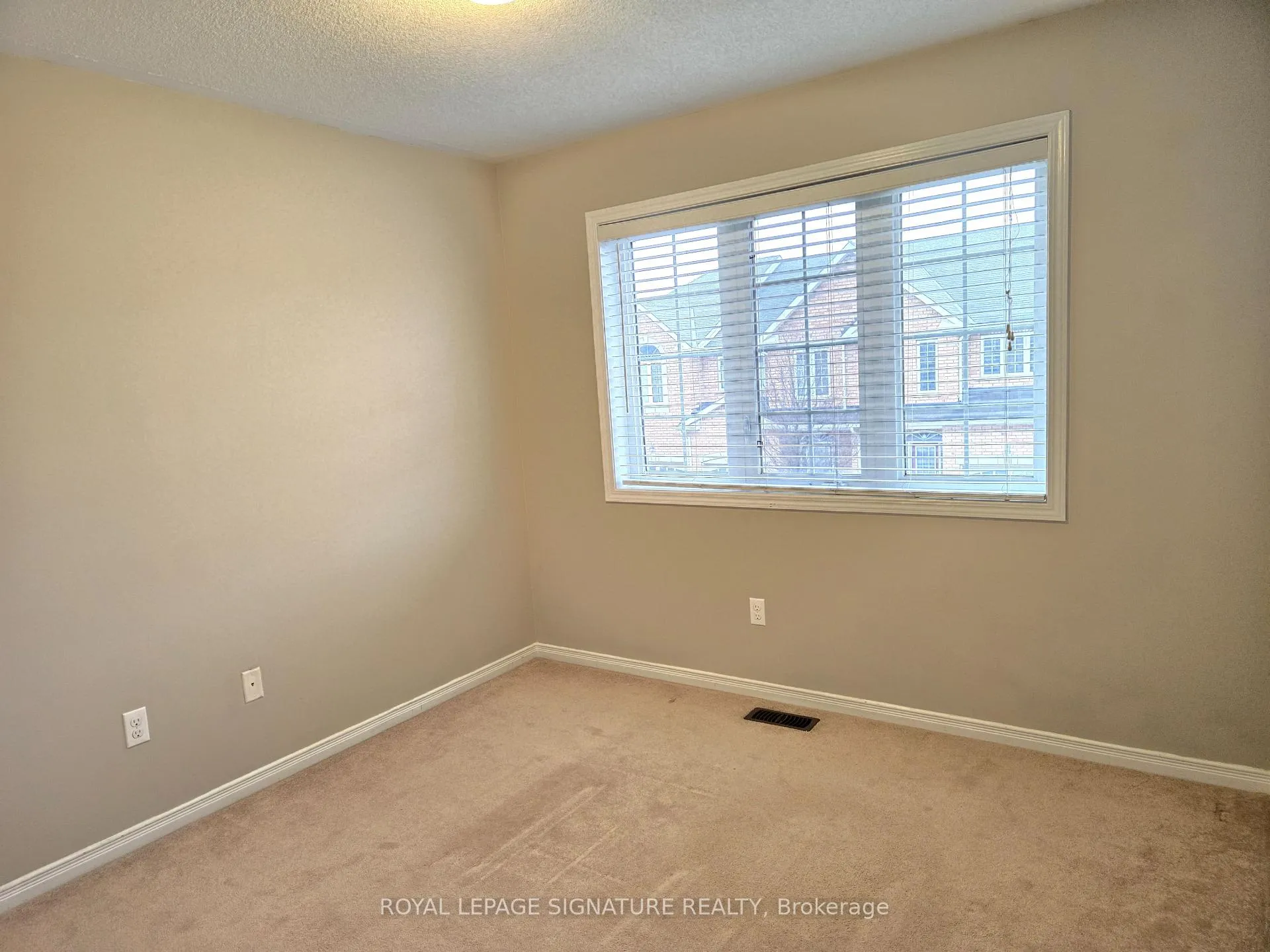 Photo 11 of Unit 63, 651 Farmstead Drive, Milton, Willmott — HOMEH
