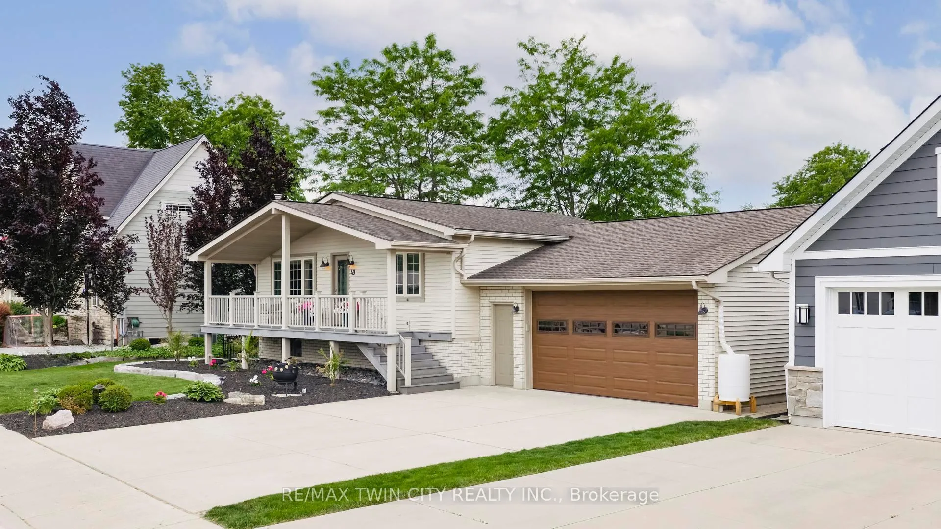 Photo 2 of 49 Gill Road, Lambton Shores, Grand Bend — HOMEH