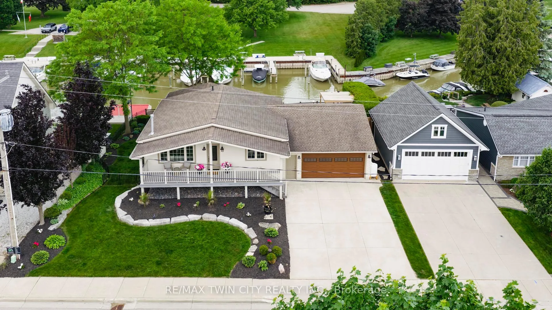 Photo 3 of 49 Gill Road, Lambton Shores, Grand Bend — HOMEH