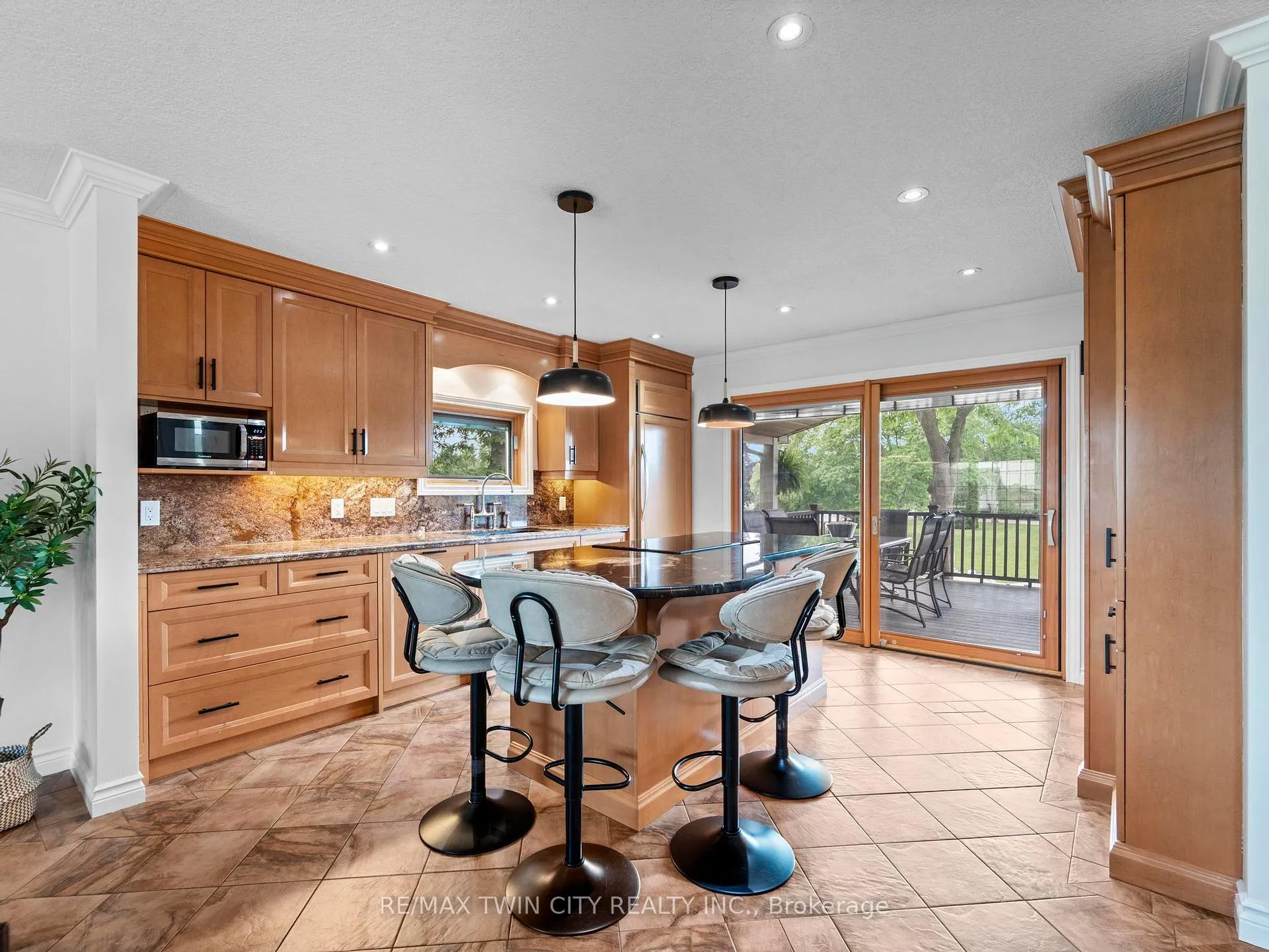 Photo 11 of 49 Gill Road, Lambton Shores, Grand Bend — HOMEH
