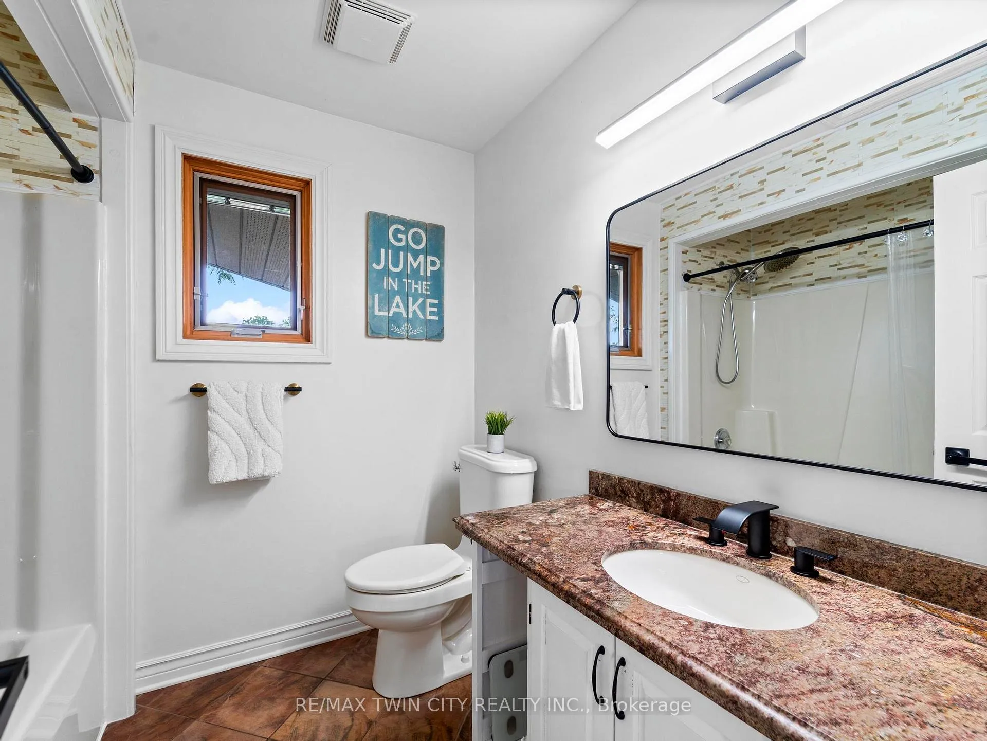 Photo 20 of 49 Gill Road, Lambton Shores, Grand Bend — HOMEH