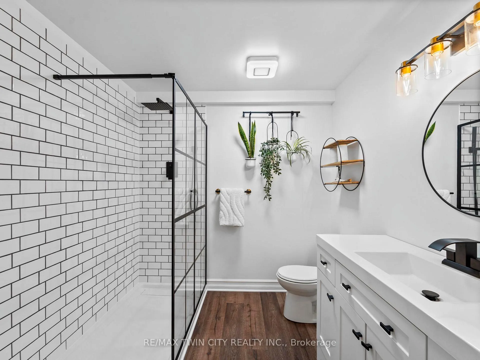 Photo 24 of 49 Gill Road, Lambton Shores, Grand Bend — HOMEH