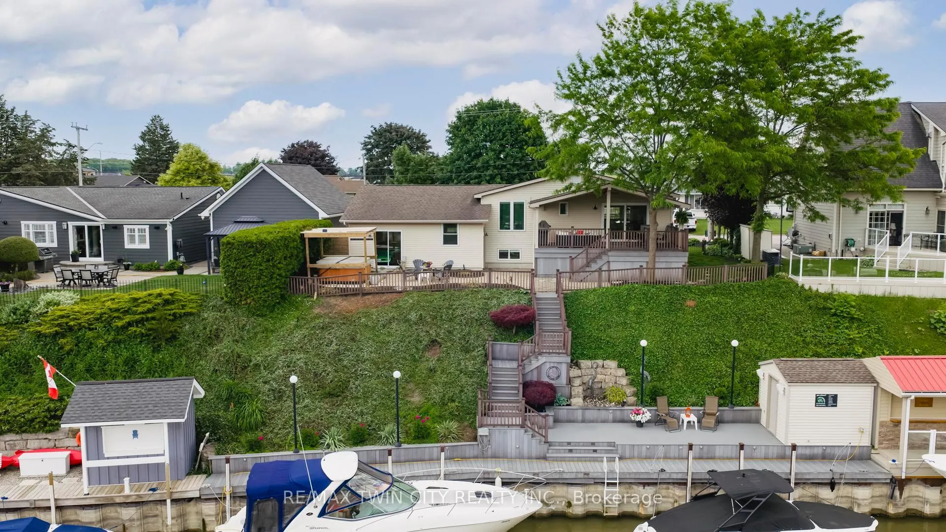 Photo 40 of 49 Gill Road, Lambton Shores, Grand Bend — HOMEH