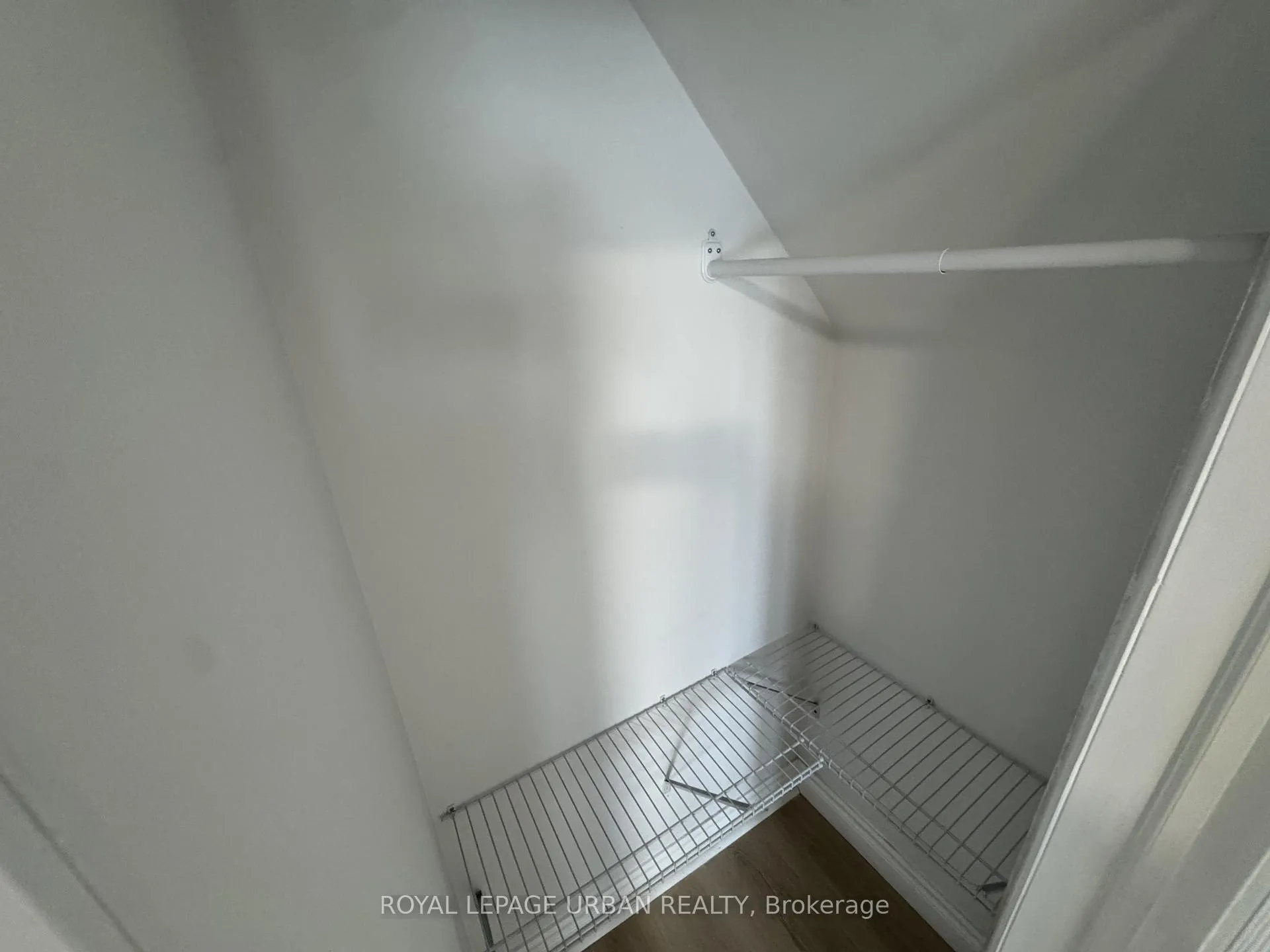 Photo 12 of Unit Unit 5, 12 Gertrude Place, Toronto, Danforth — HOMEH