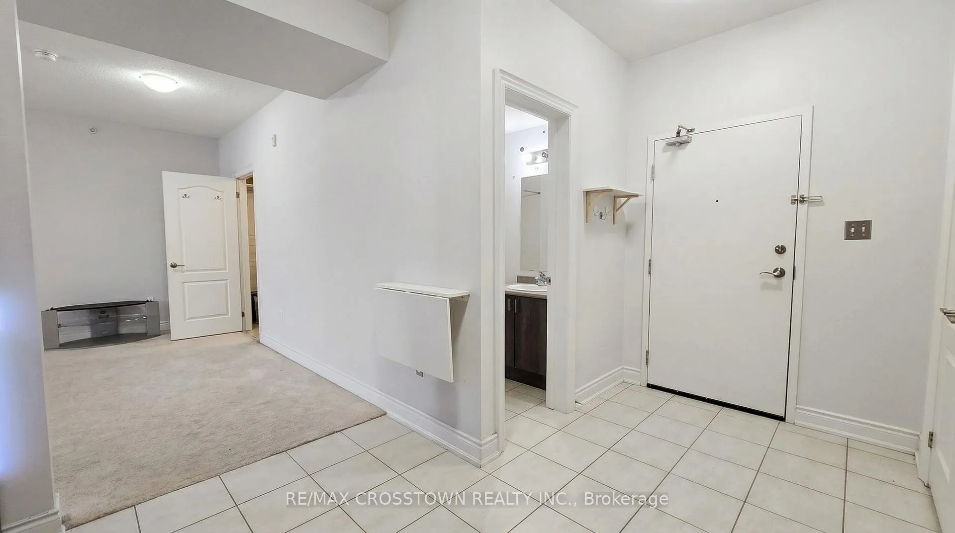 Photo 11 of Unit 410, 42 Ferndale Drive, Barrie, Ardagh — HOMEH