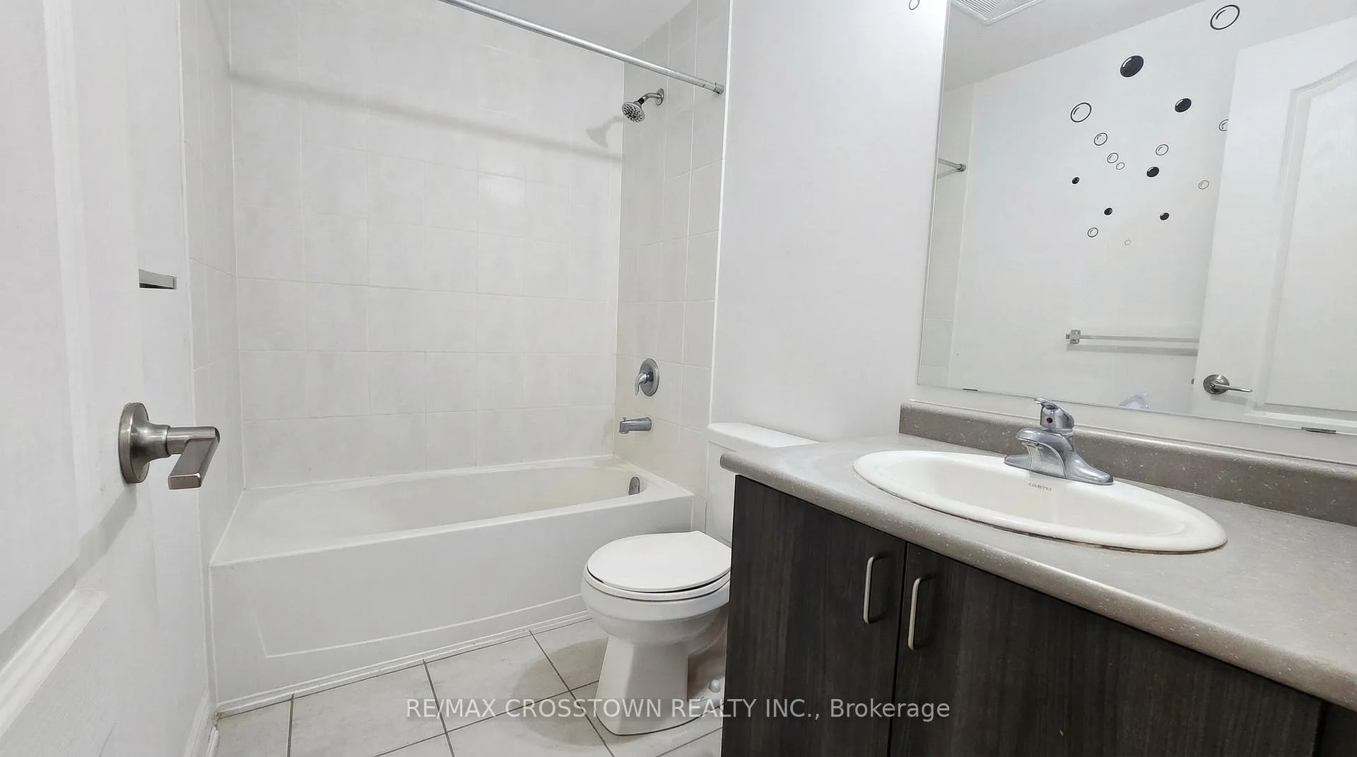 Photo 12 of Unit 410, 42 Ferndale Drive, Barrie, Ardagh — HOMEH