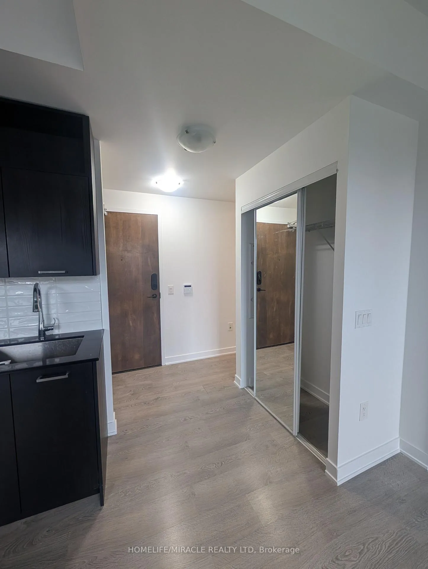Photo 14 of Unit 206, 120 Eagle Rock Way, Vaughan, Rural Vaughan — HOMEH