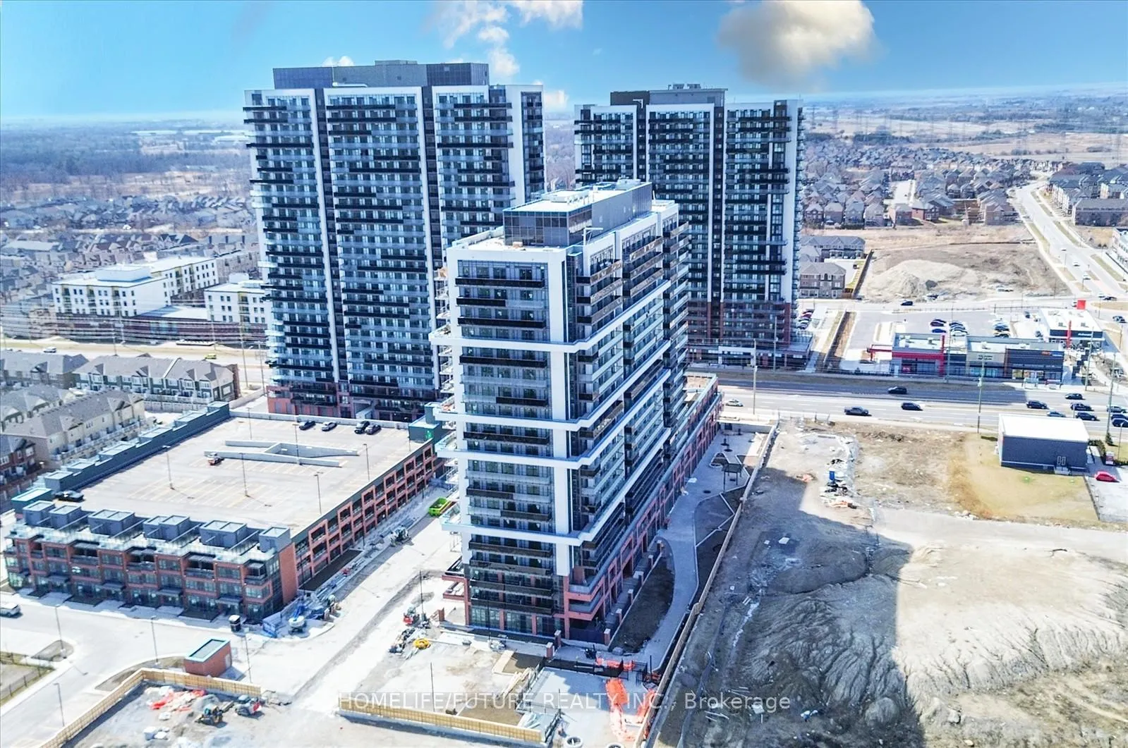 Photo 1 of Unit 1402, 2545 Simcoe Street N, Oshawa, Windfields — HOMEH