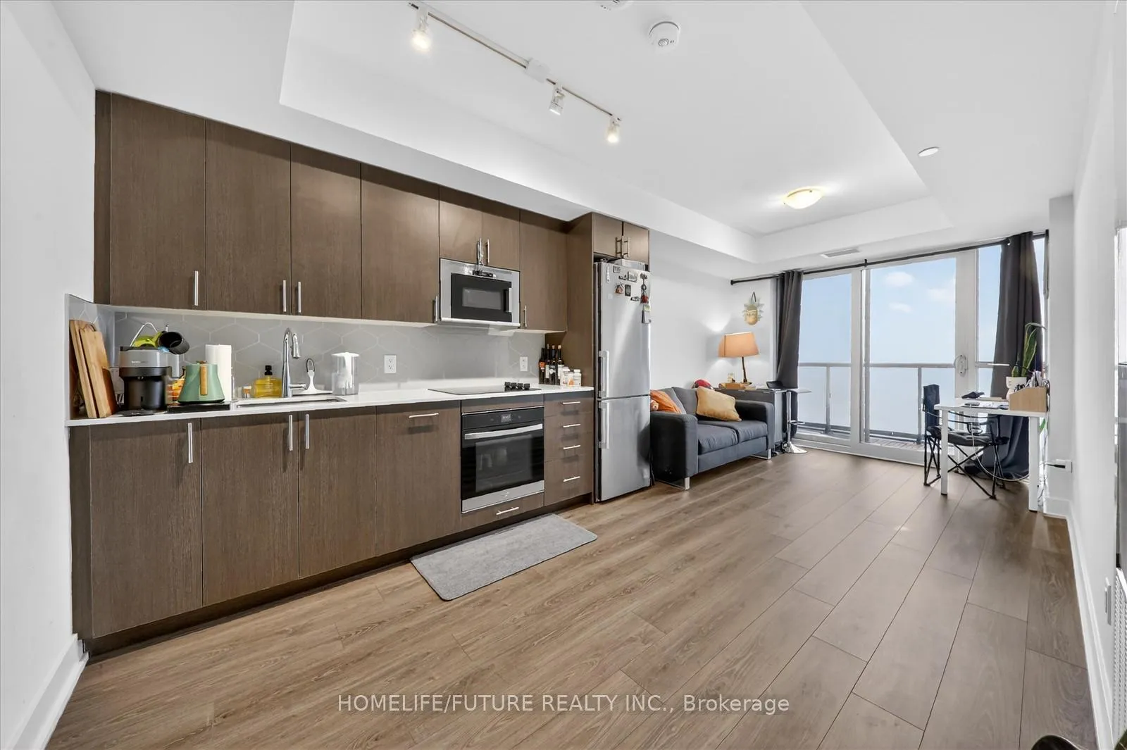 Photo 9 of Unit 1402, 2545 Simcoe Street N, Oshawa, Windfields — HOMEH
